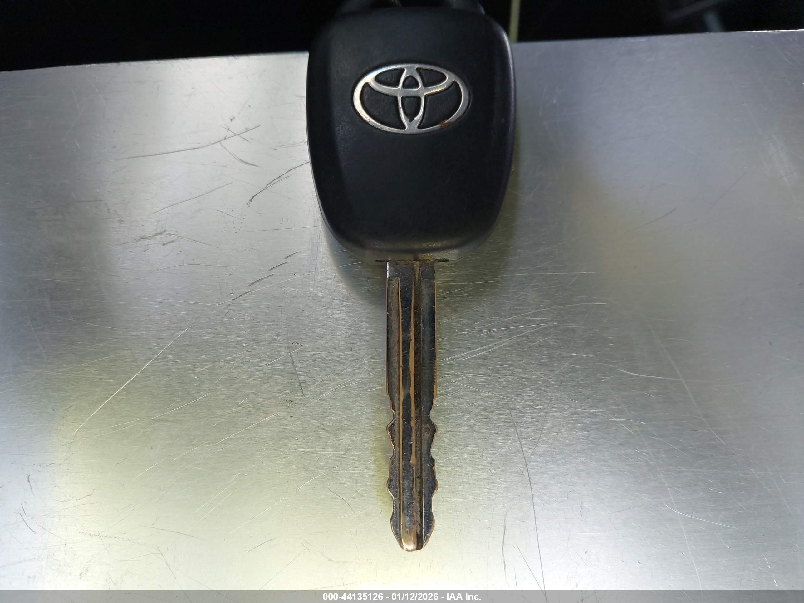 TOYOTA TACOMA image 11