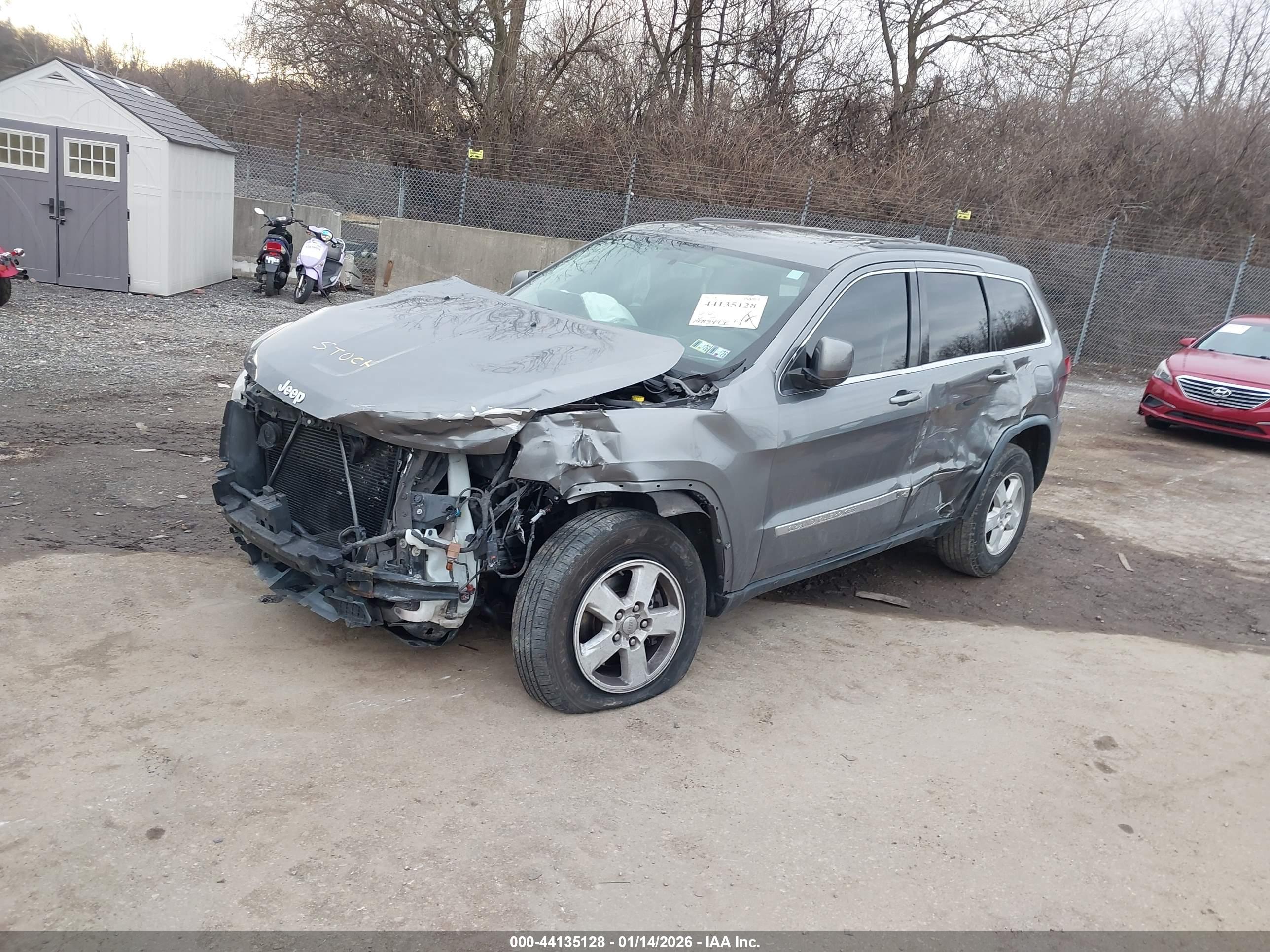 JEEP GRAND image 2