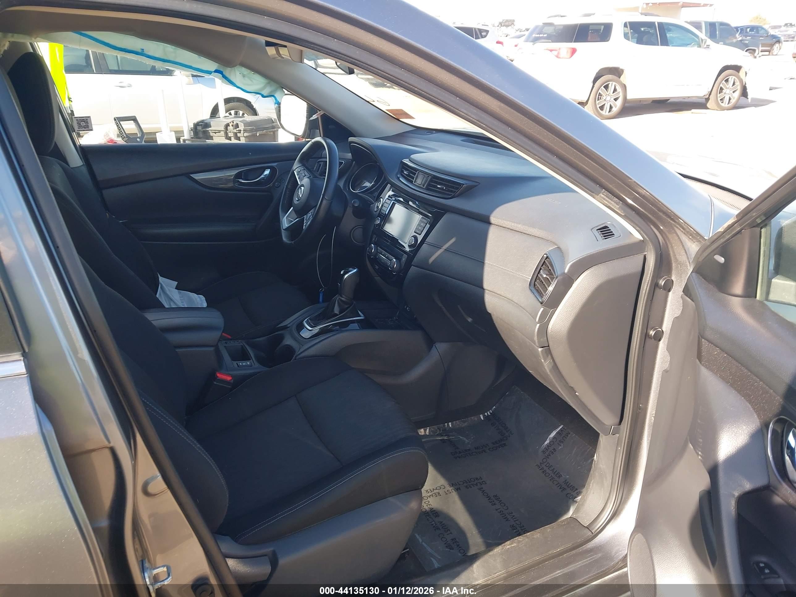 NISSAN ROGUE image 5