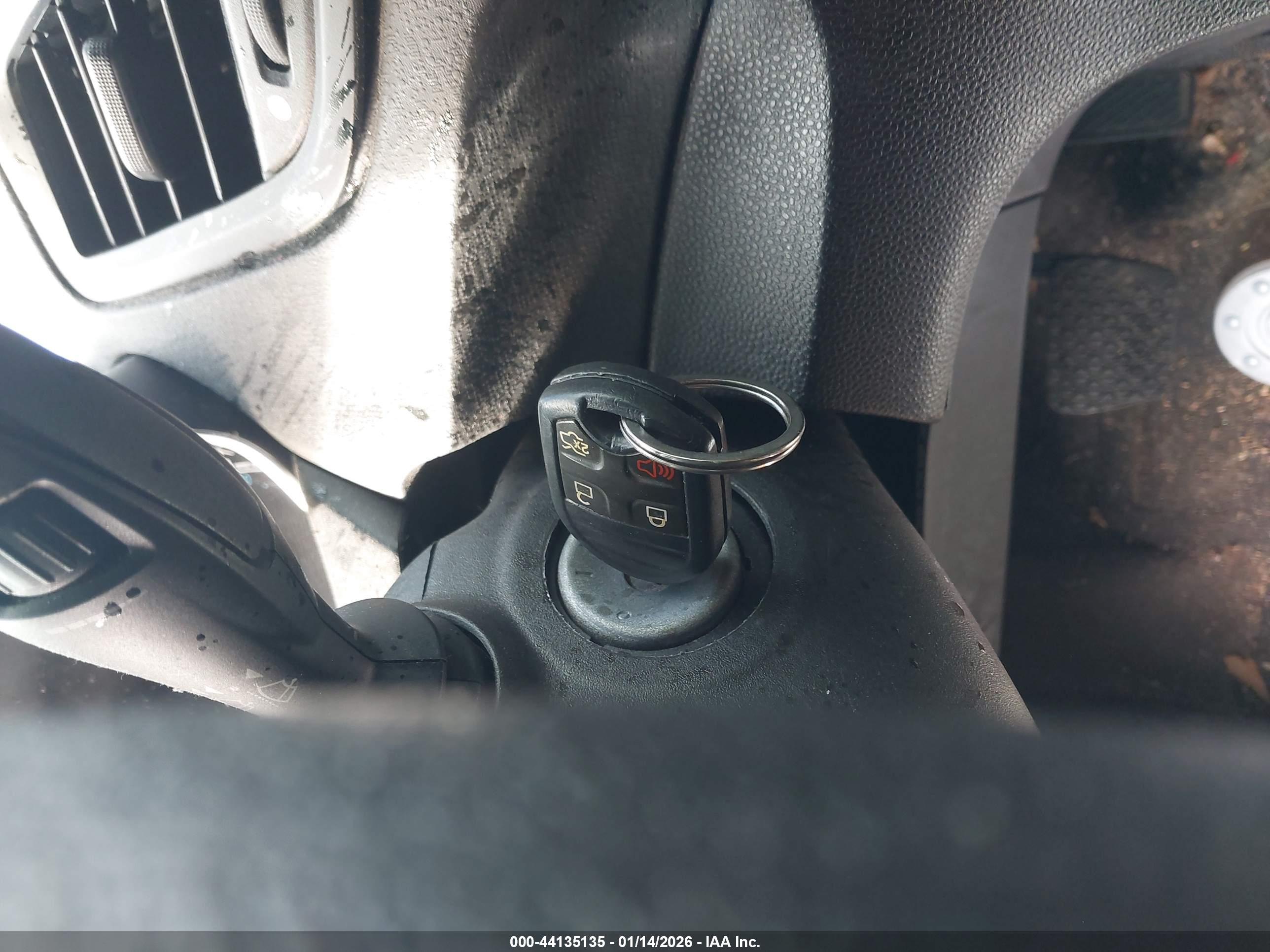 FORD FIESTA image 11