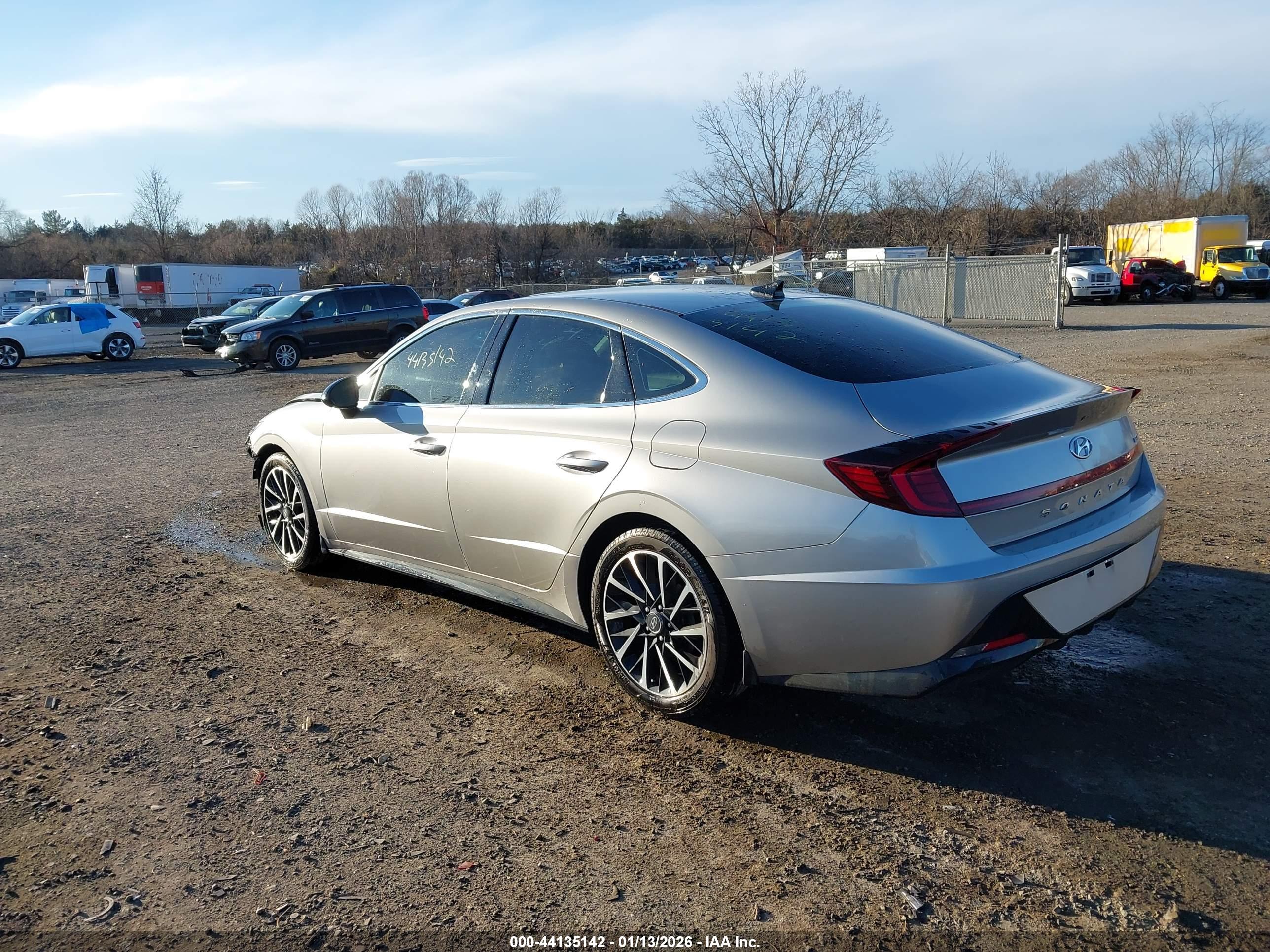 HYUNDAI SONATA image 3