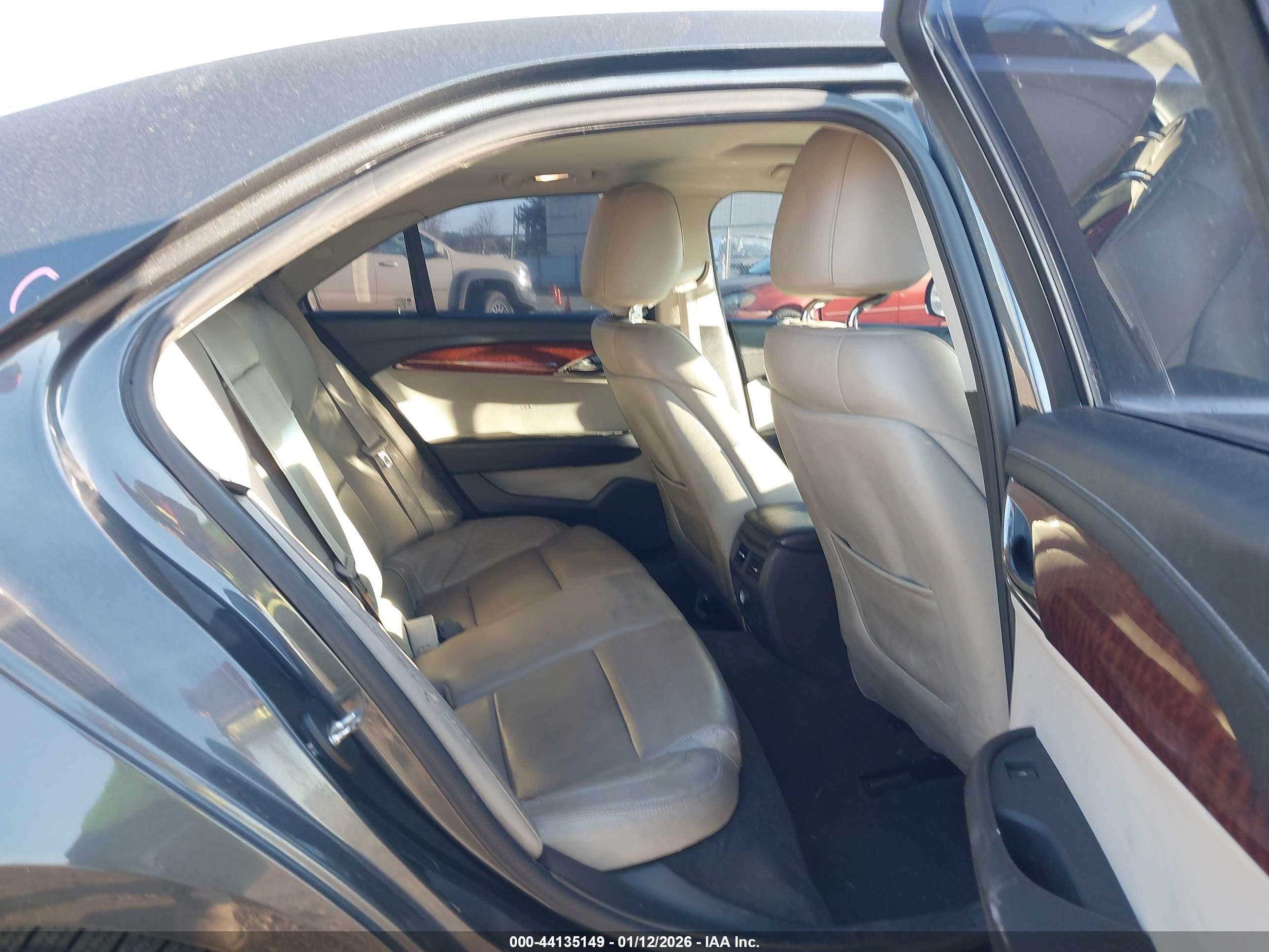 CADILLAC ATS image 8