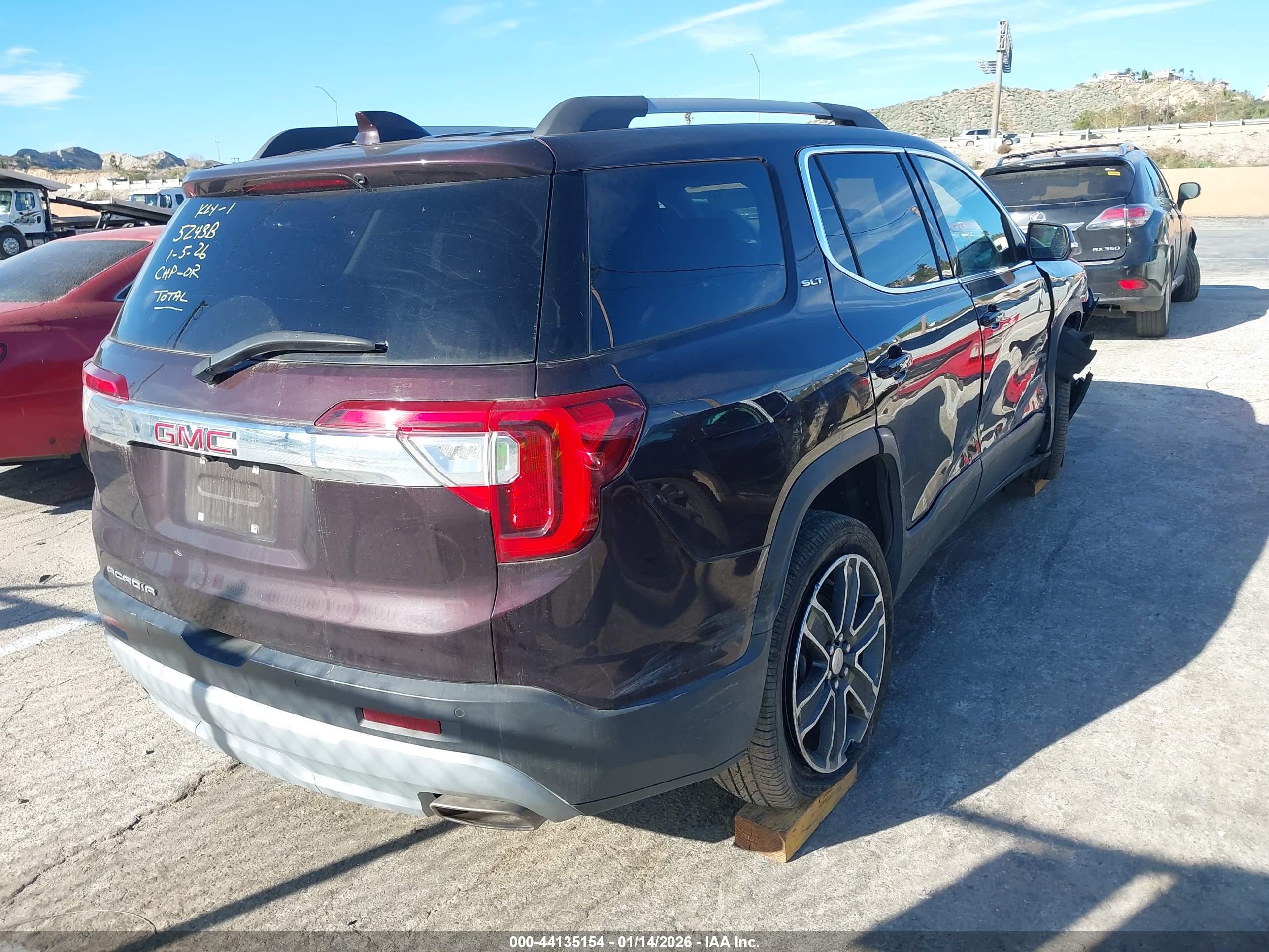 GMC ACADIA image 4