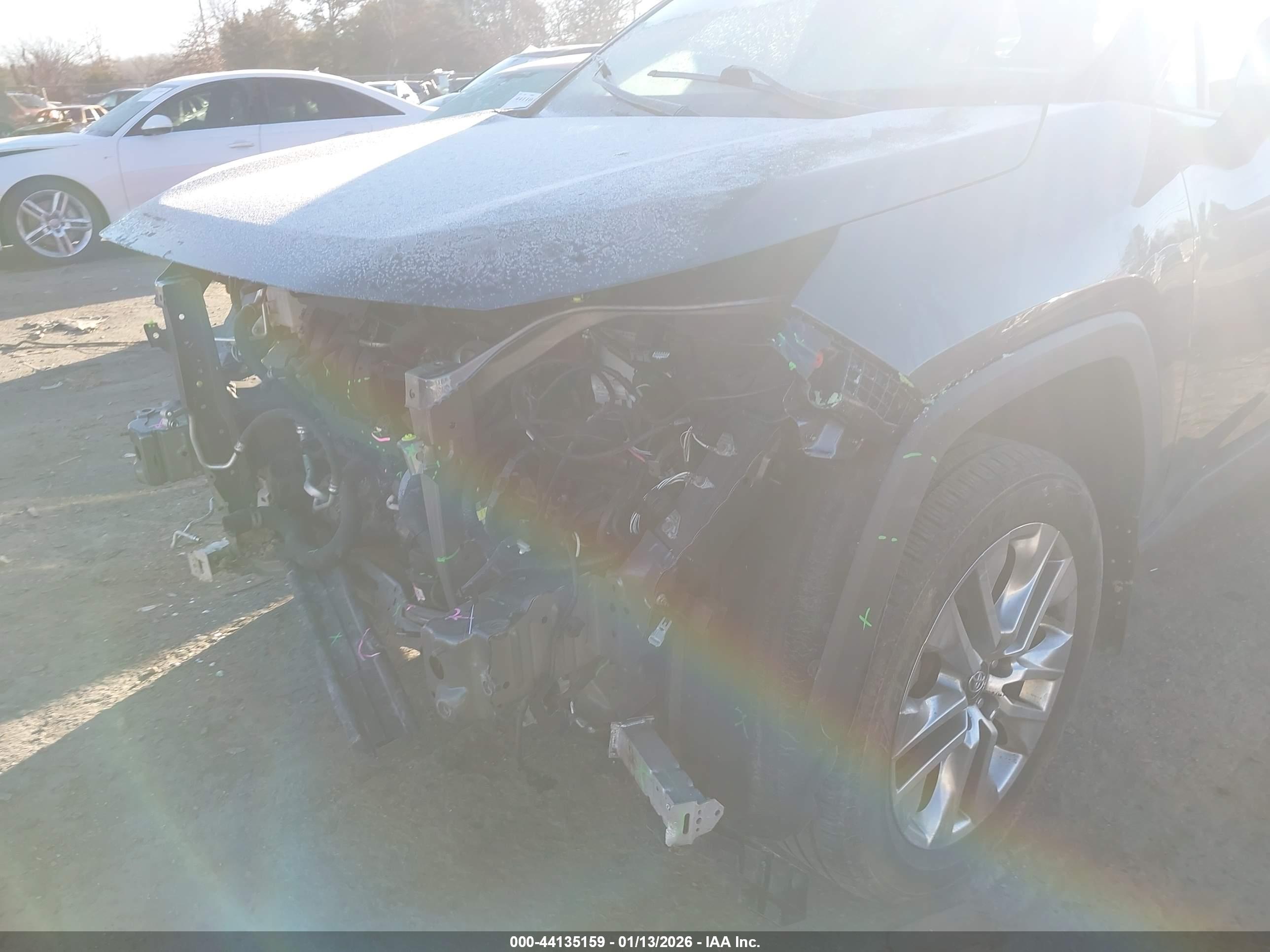 TOYOTA RAV4 image 6
