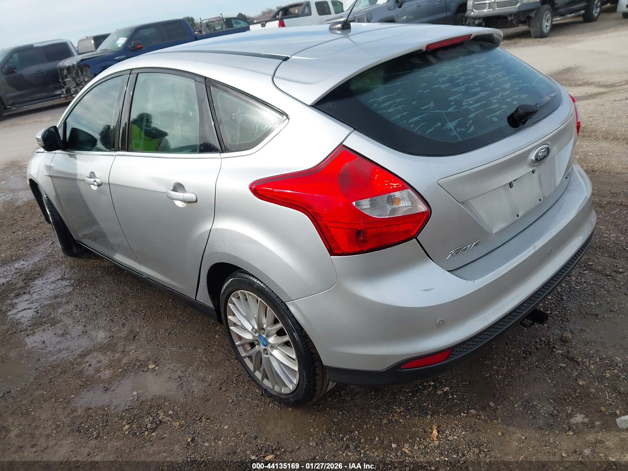 FORD FOCUS image 3