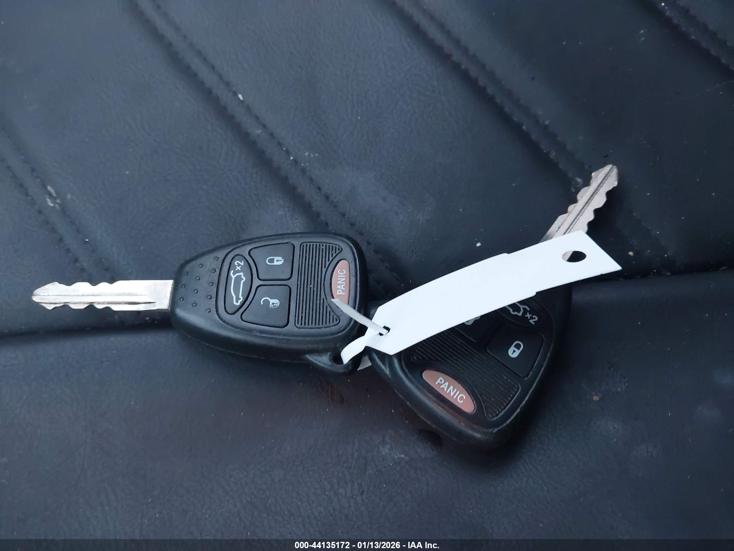 JEEP LIBERTY image 11