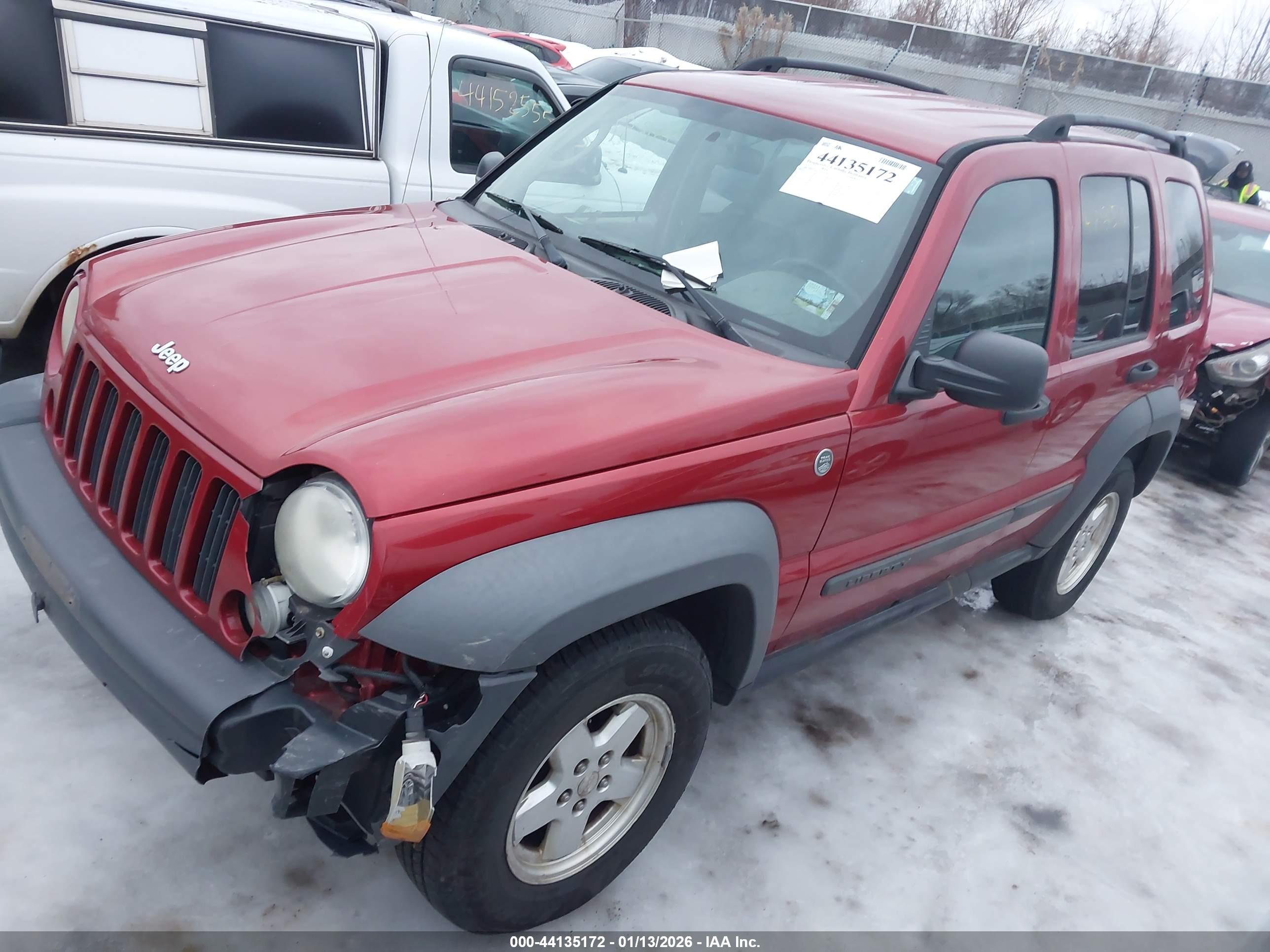 JEEP LIBERTY image 2