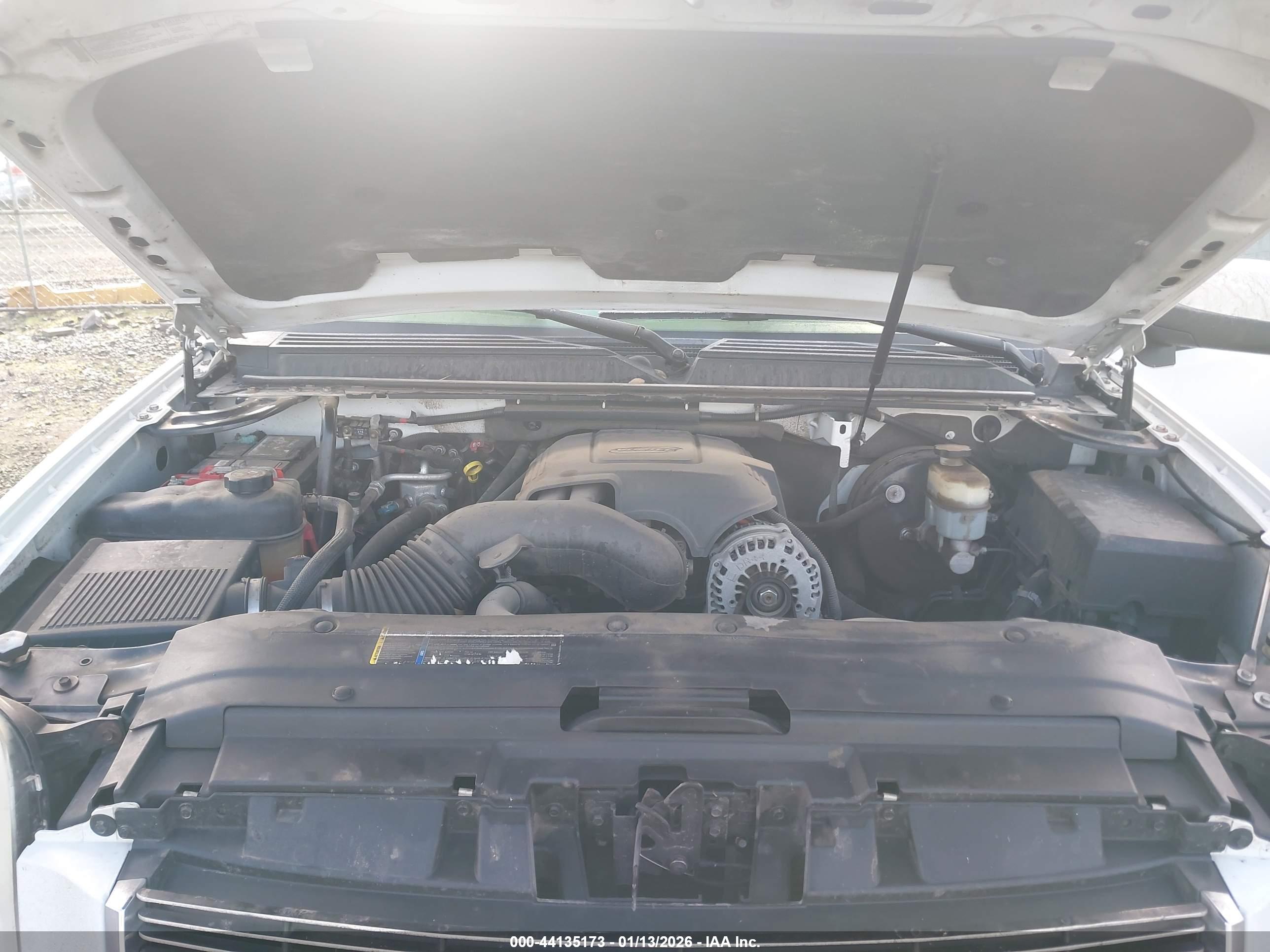 GMC YUKON image 10