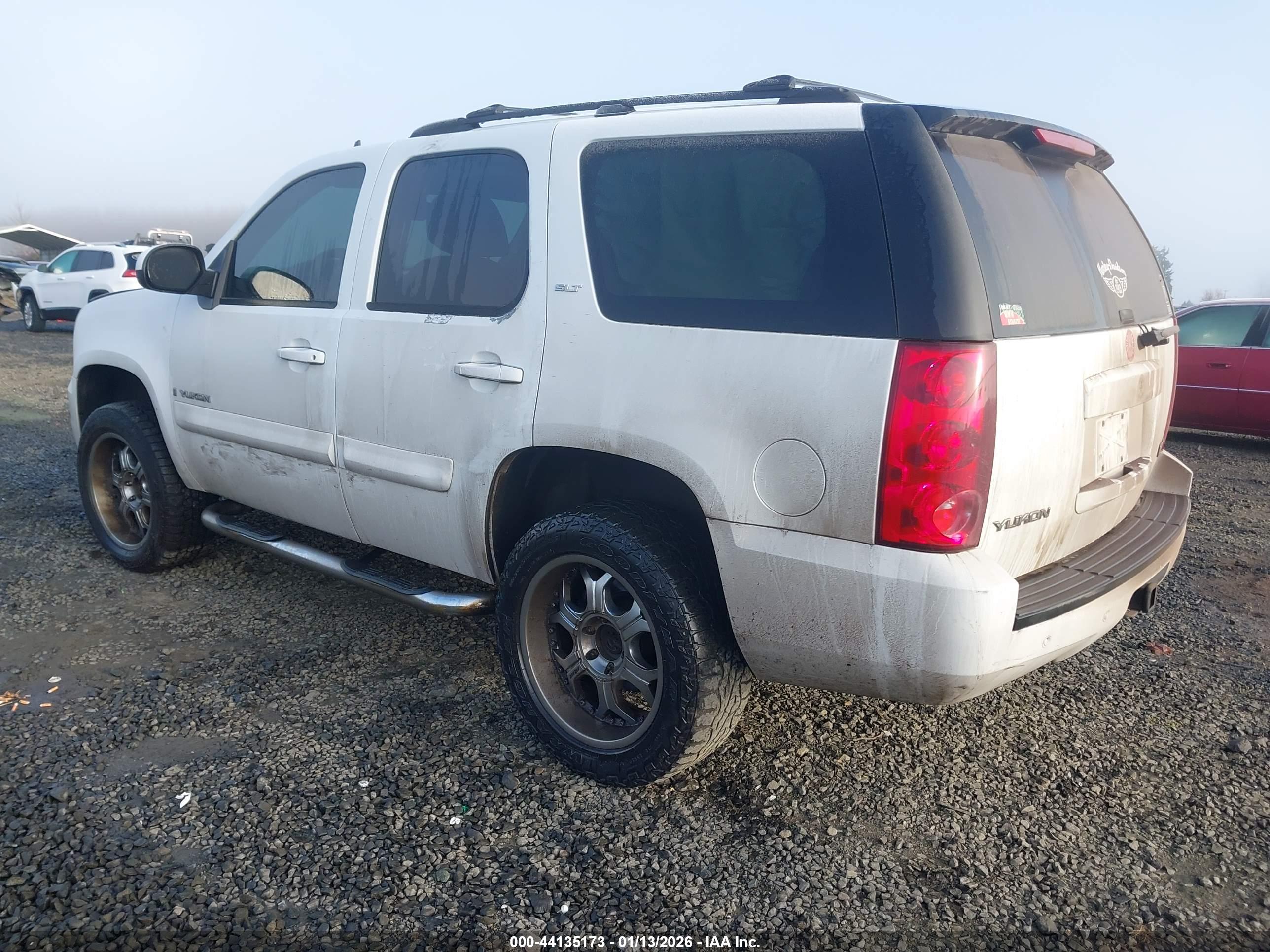 GMC YUKON image 3
