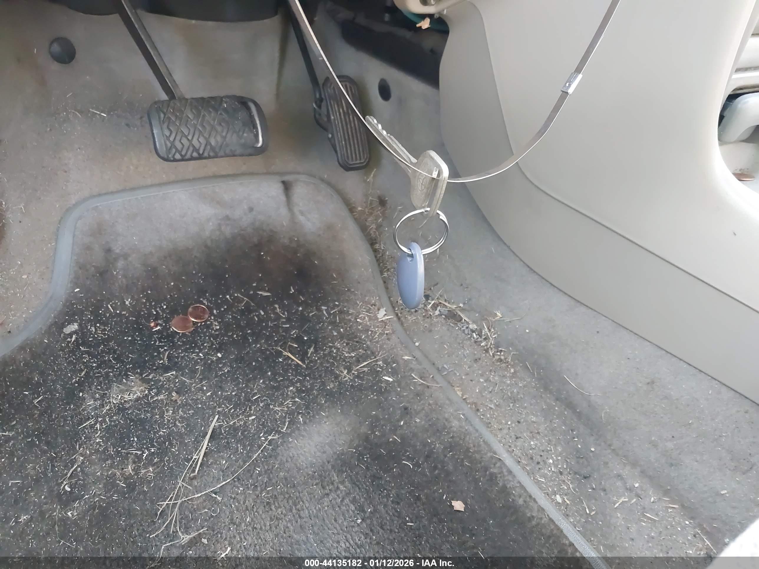 TOYOTA COROLLA image 11