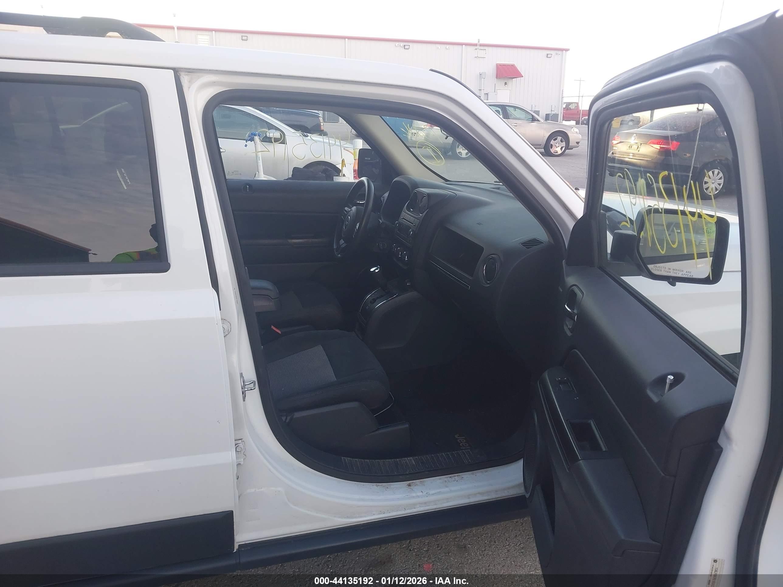 JEEP PATRIOT image 5