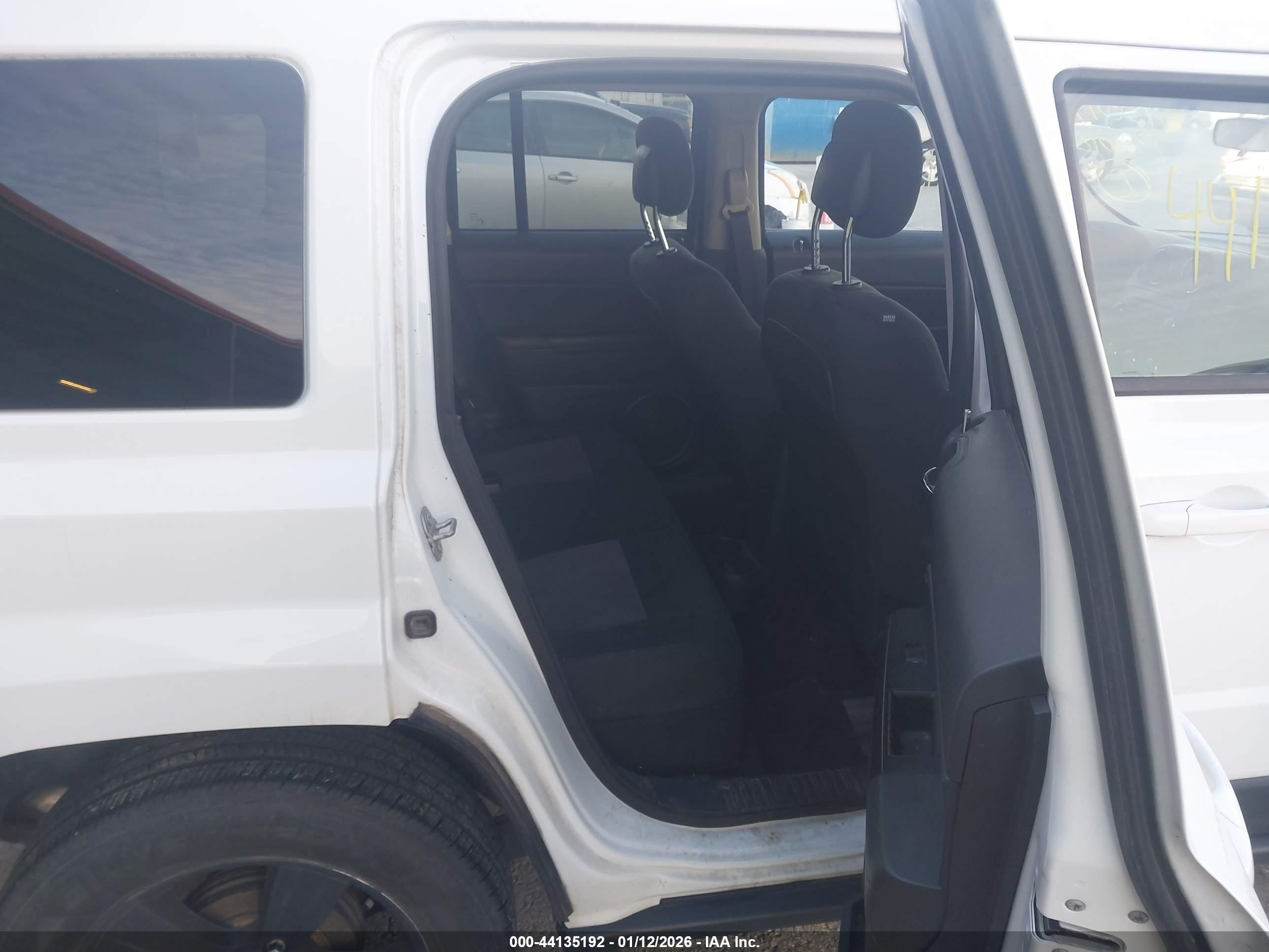 JEEP PATRIOT image 8
