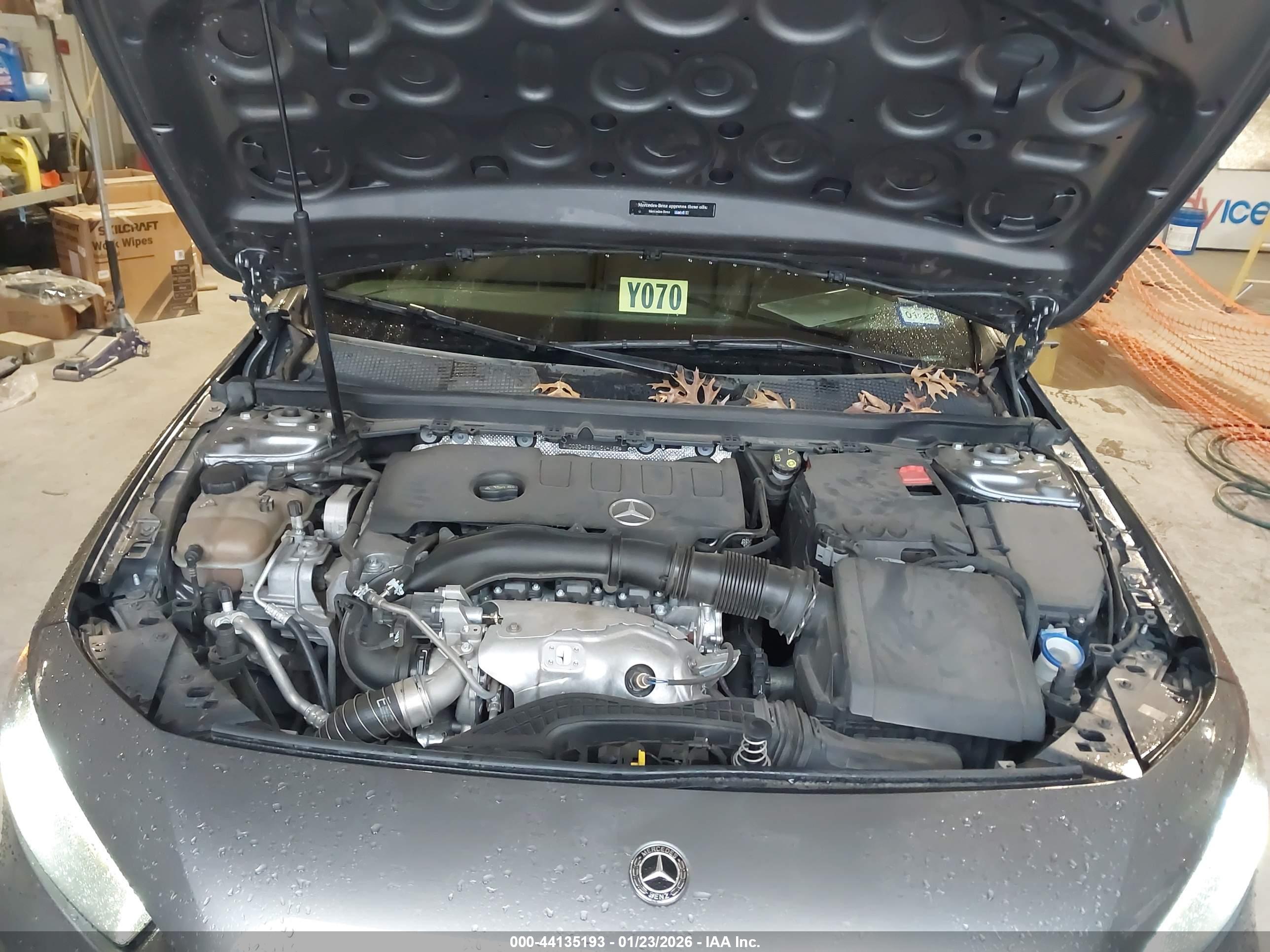 MERCEDES-BENZ A image 10