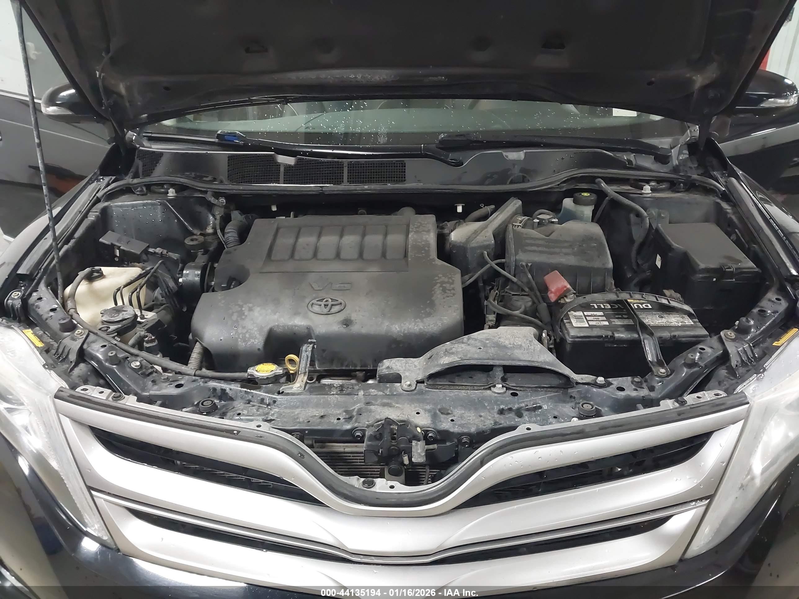 TOYOTA VENZA image 10