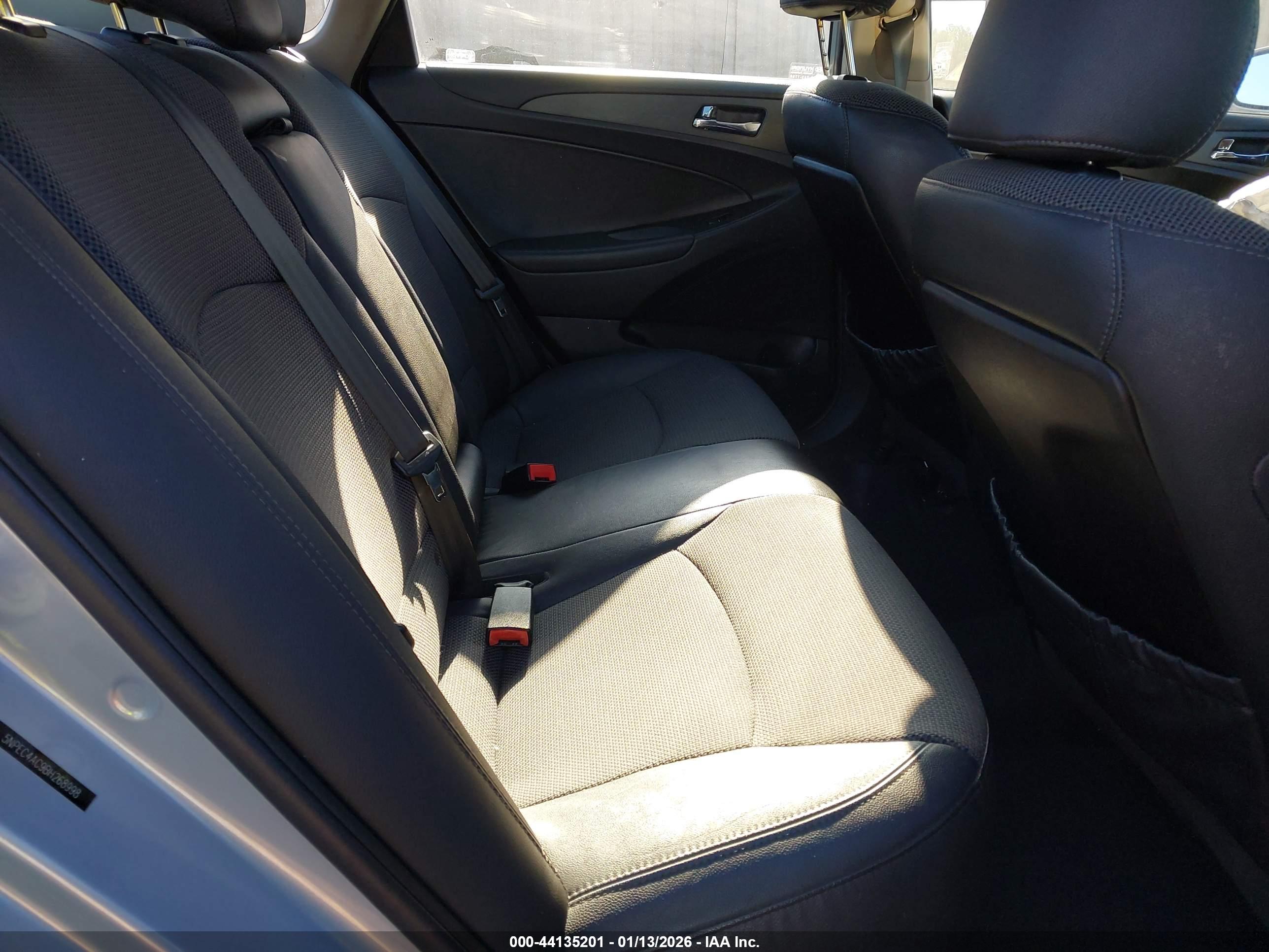HYUNDAI SONATA image 8