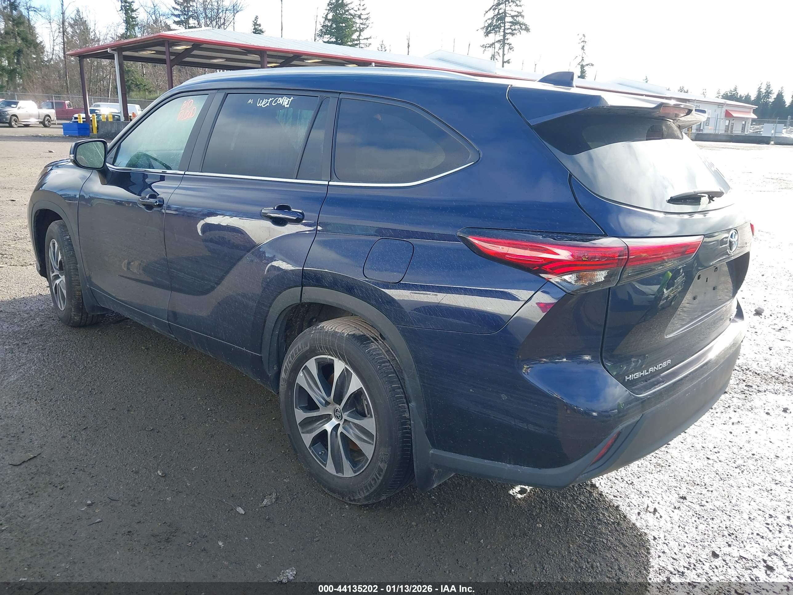 TOYOTA HIGHLANDER image 3