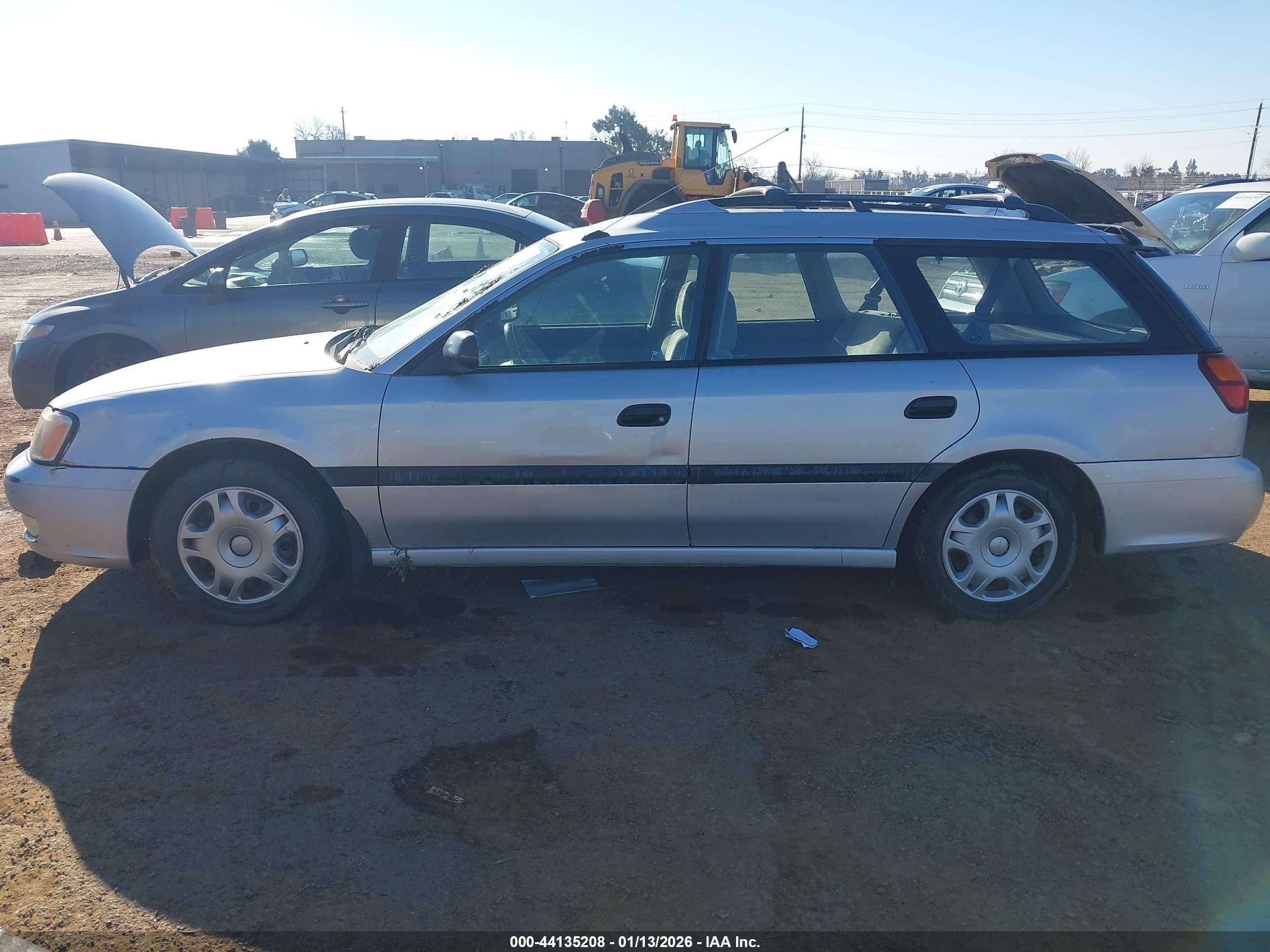 SUBARU LEGACY image 6