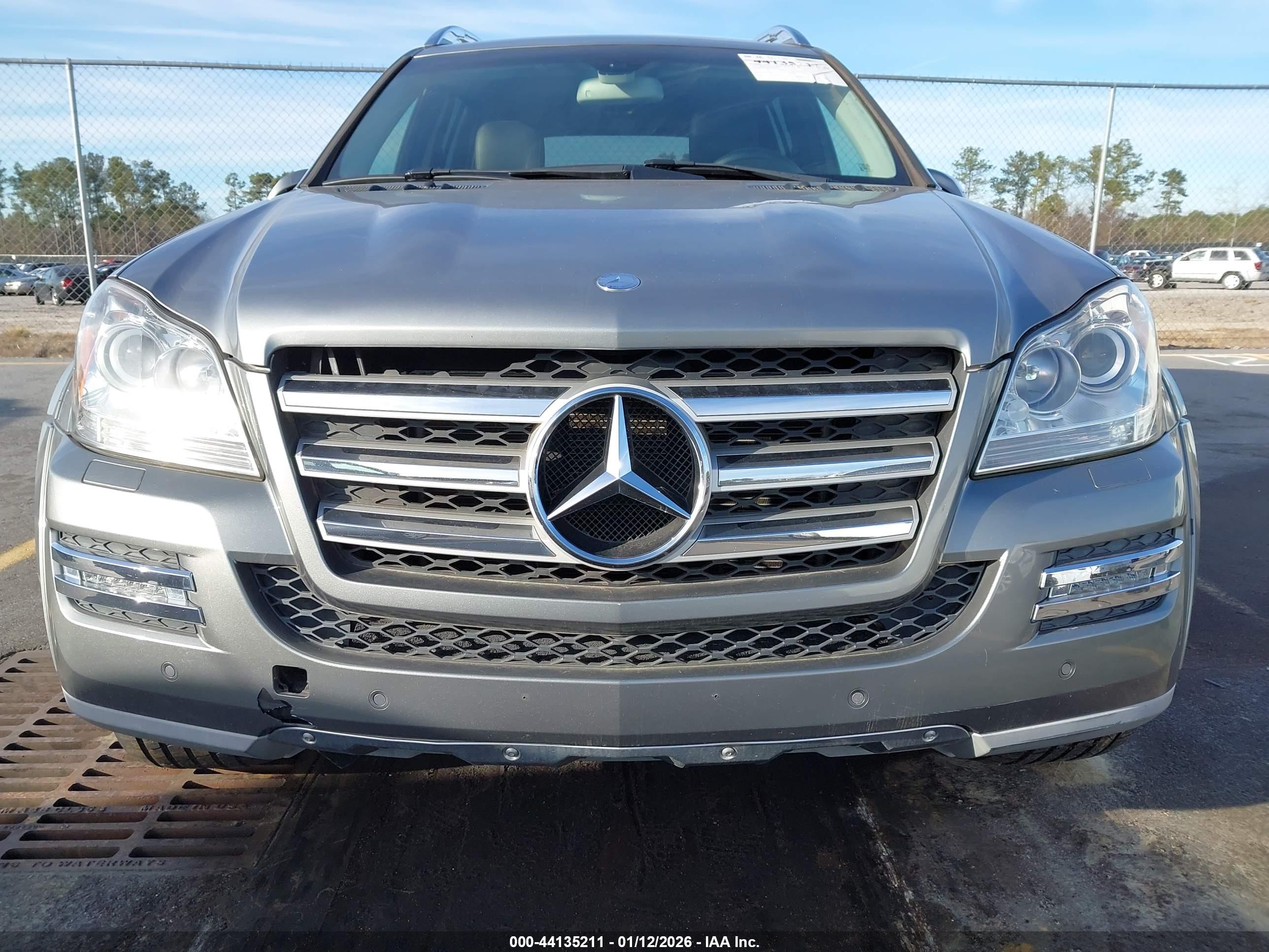 MERCEDES-BENZ GL image 6