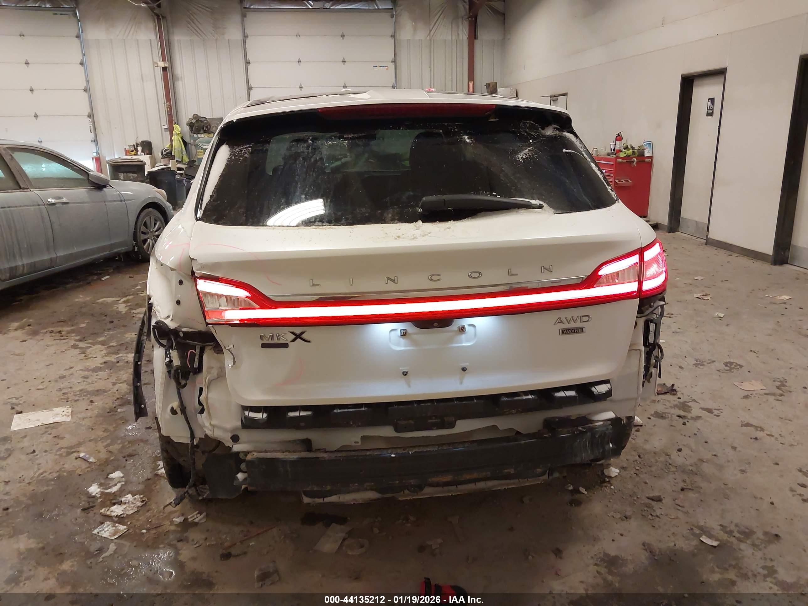 LINCOLN MKX image 6