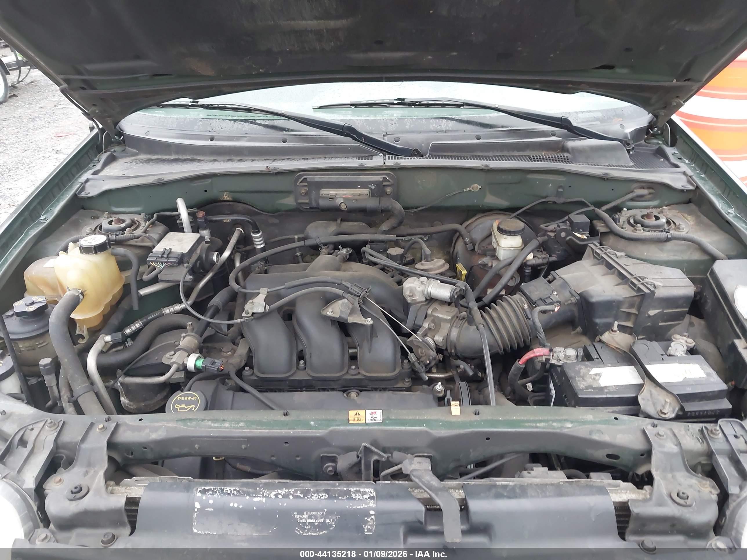 FORD ESCAPE image 10