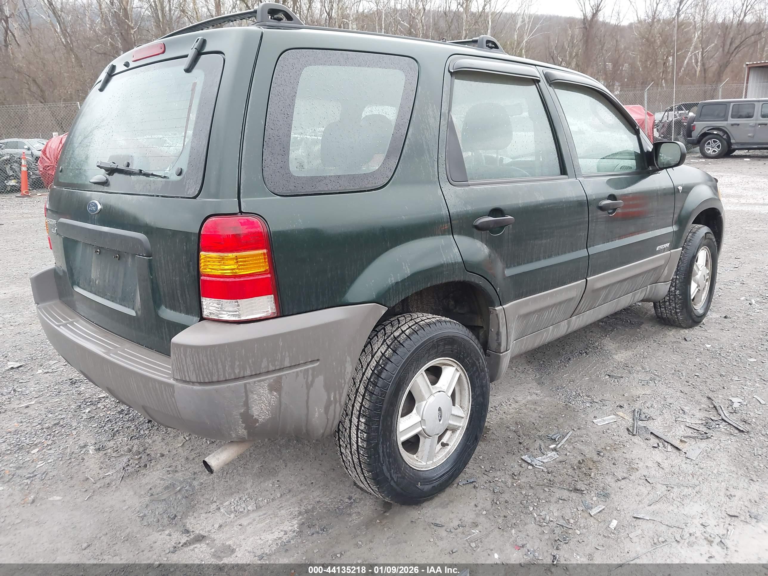 FORD ESCAPE image 4