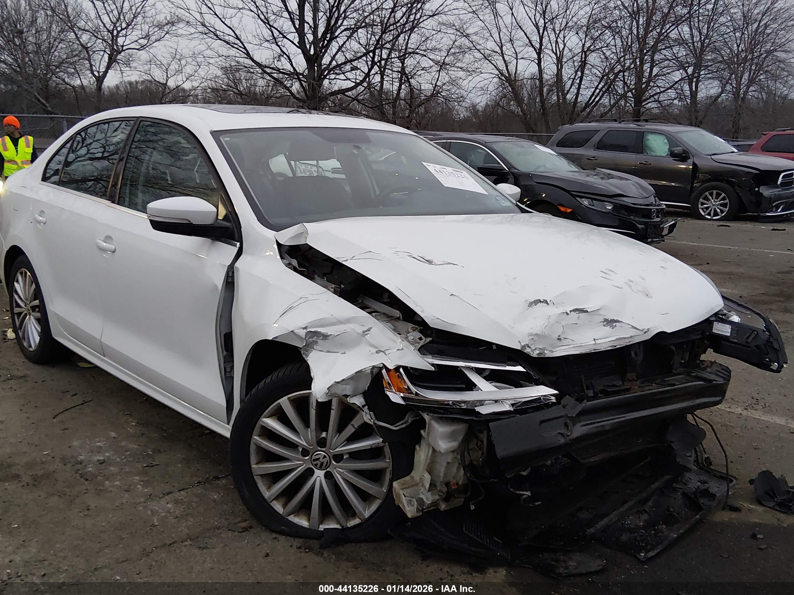 VOLKSWAGEN JETTA image 6