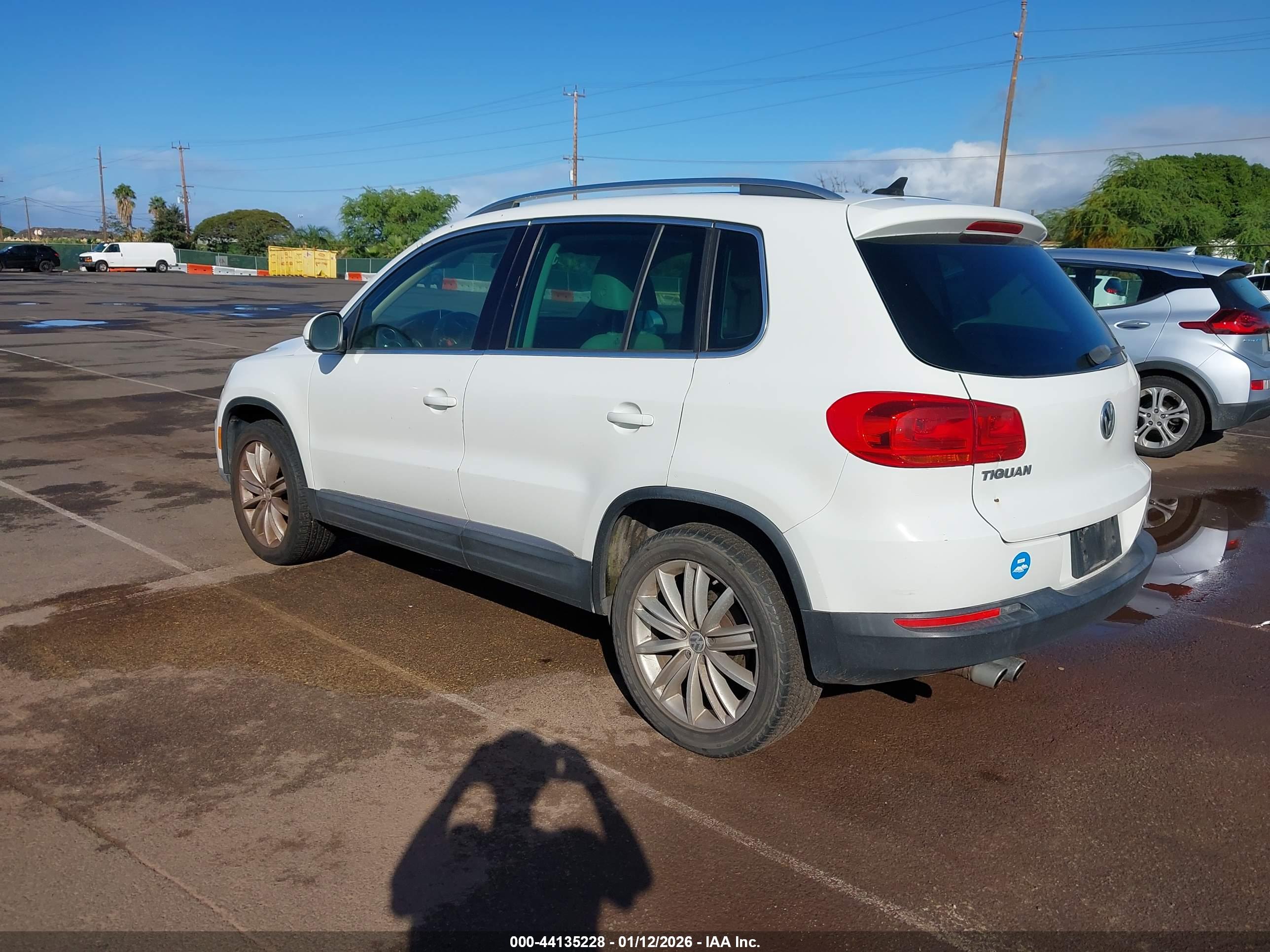 VOLKSWAGEN TIGUAN image 3
