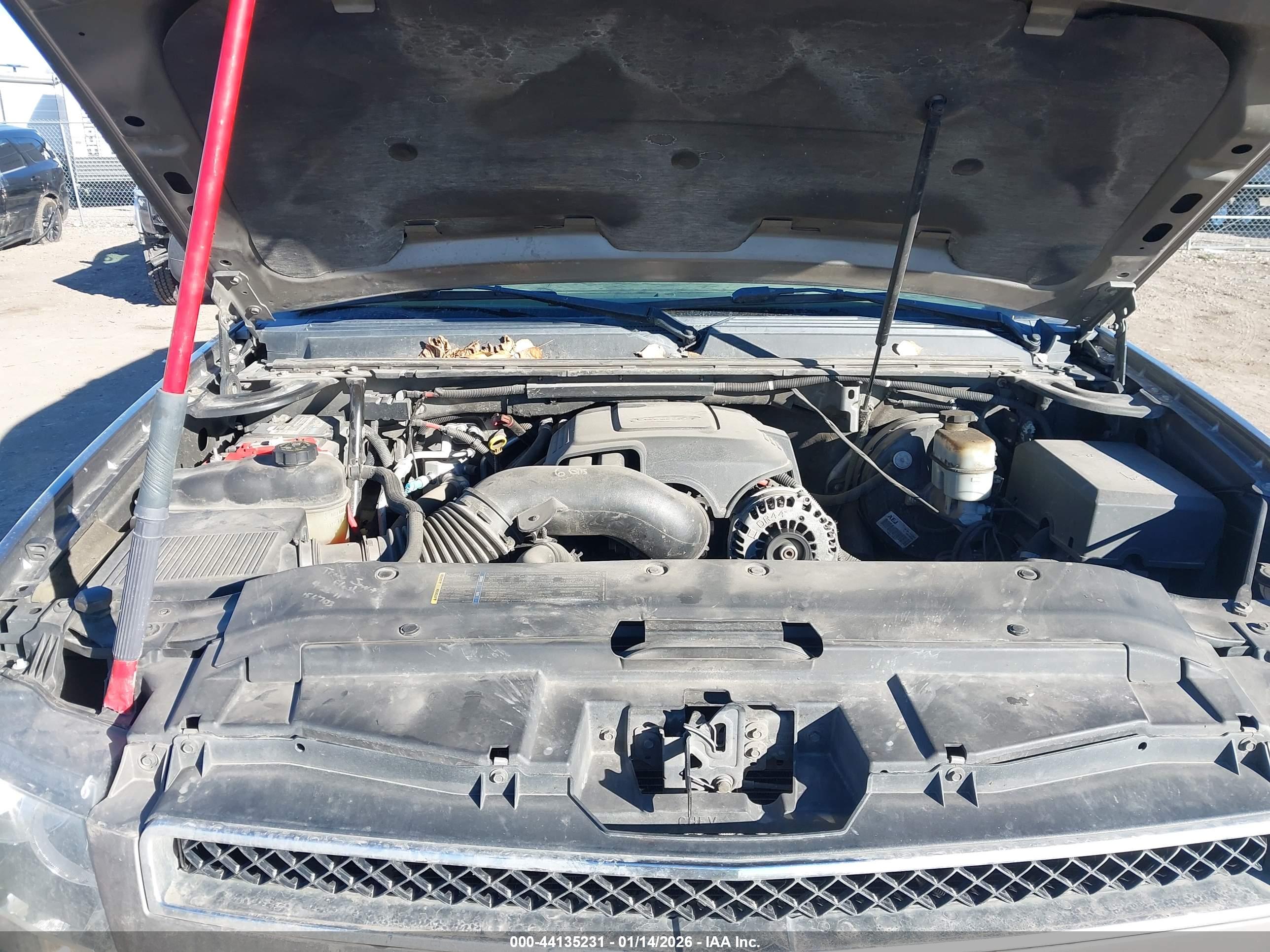 CHEVROLET TAHOE image 10