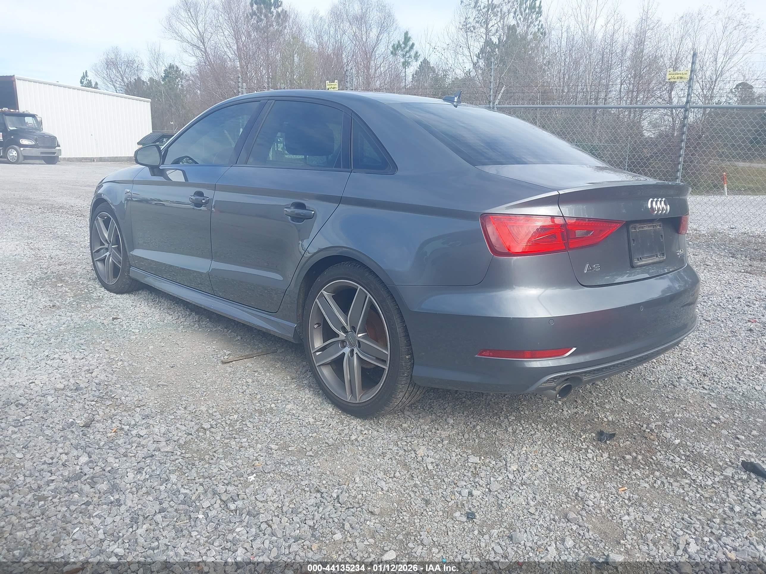 AUDI A3 image 3