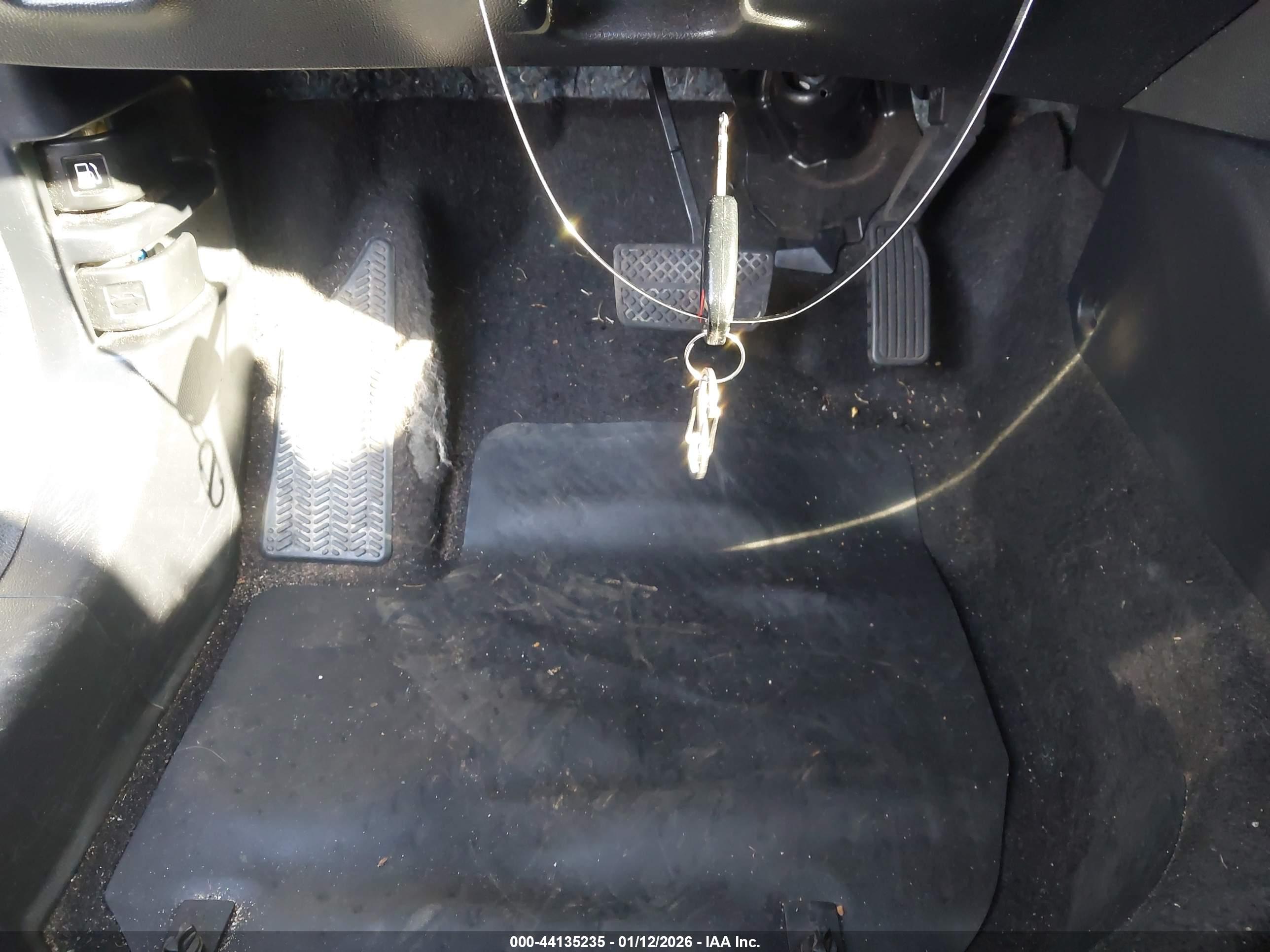HONDA FIT image 11