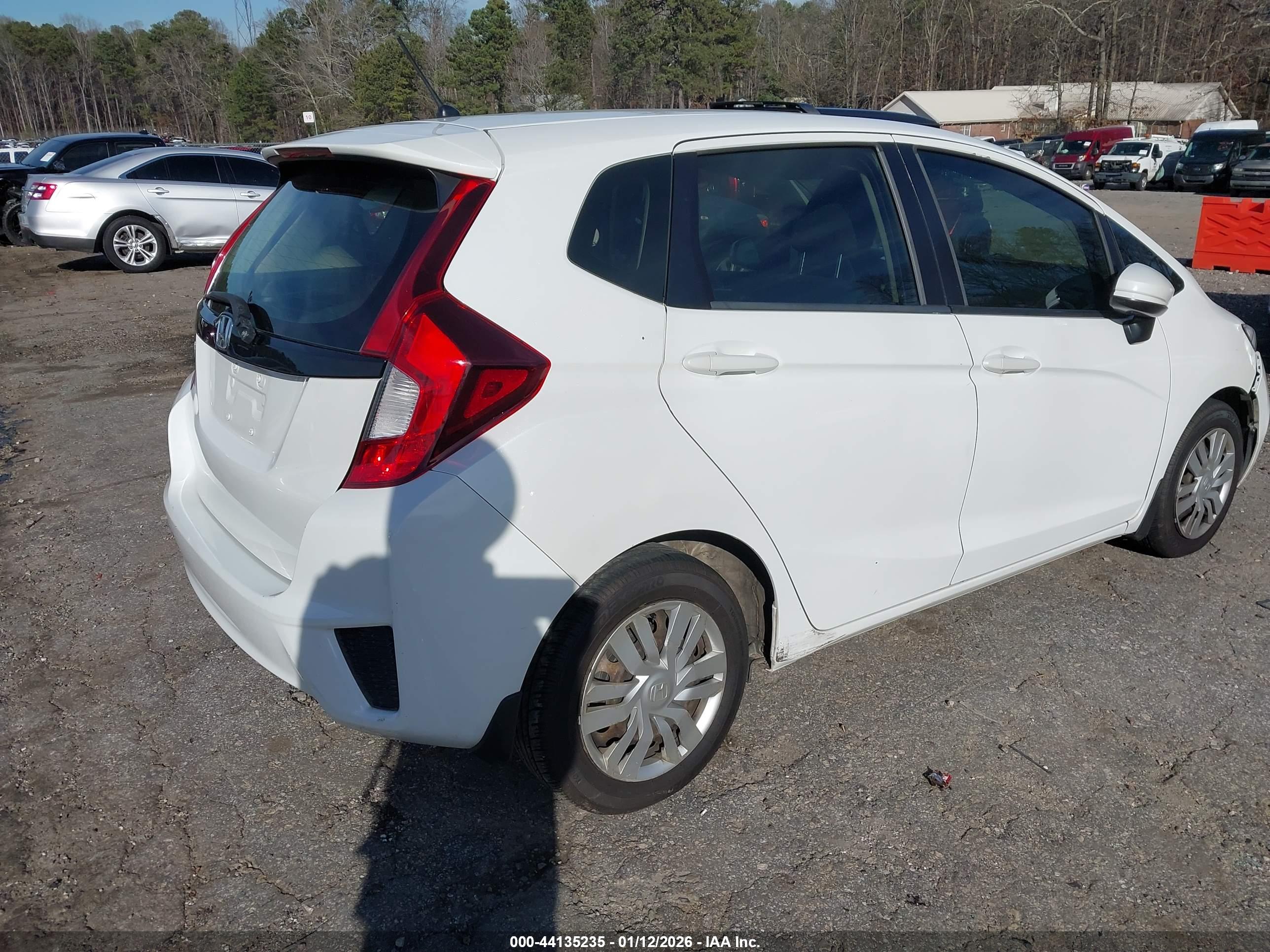 HONDA FIT image 4