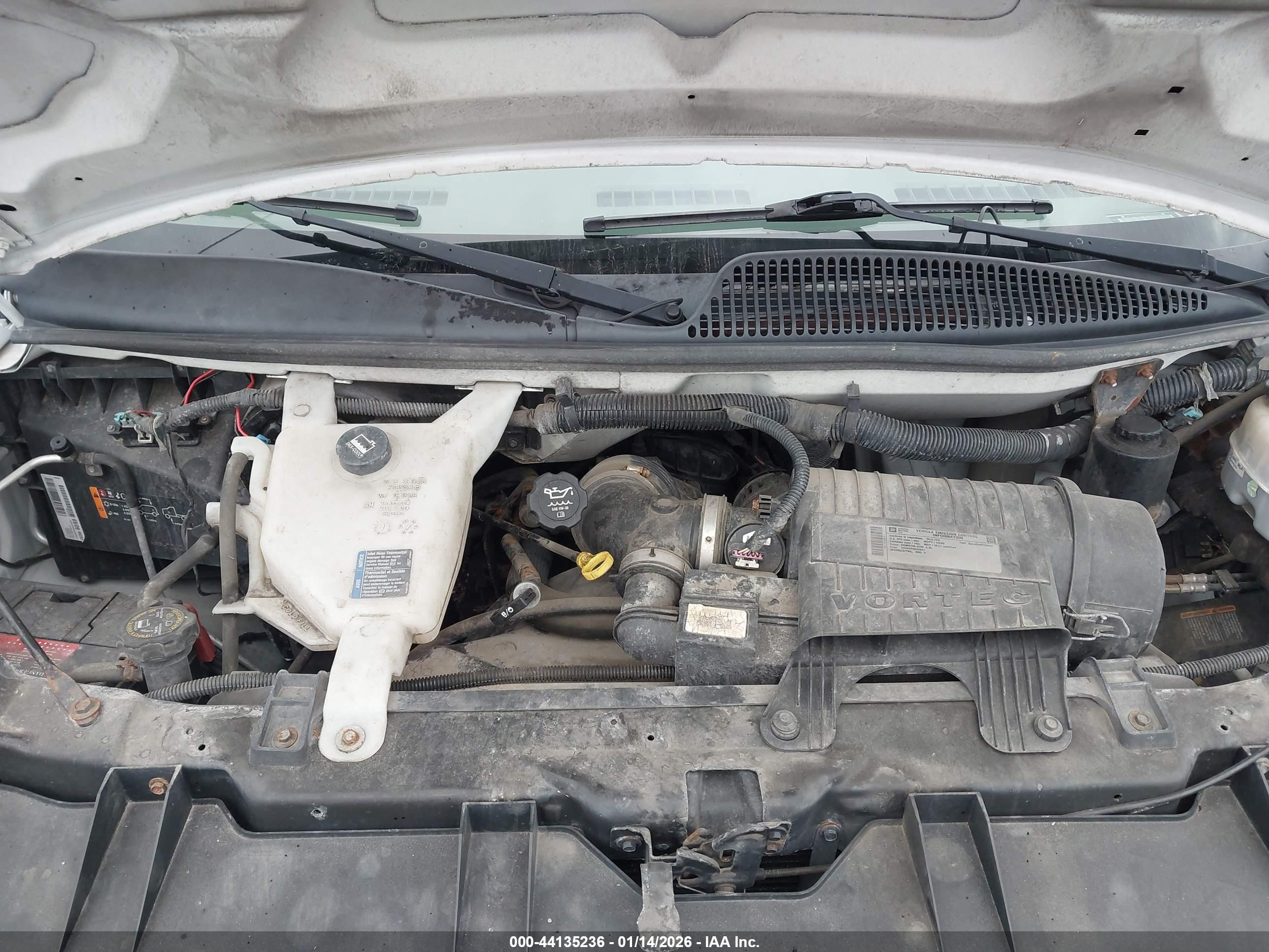 GMC SAVANA image 10