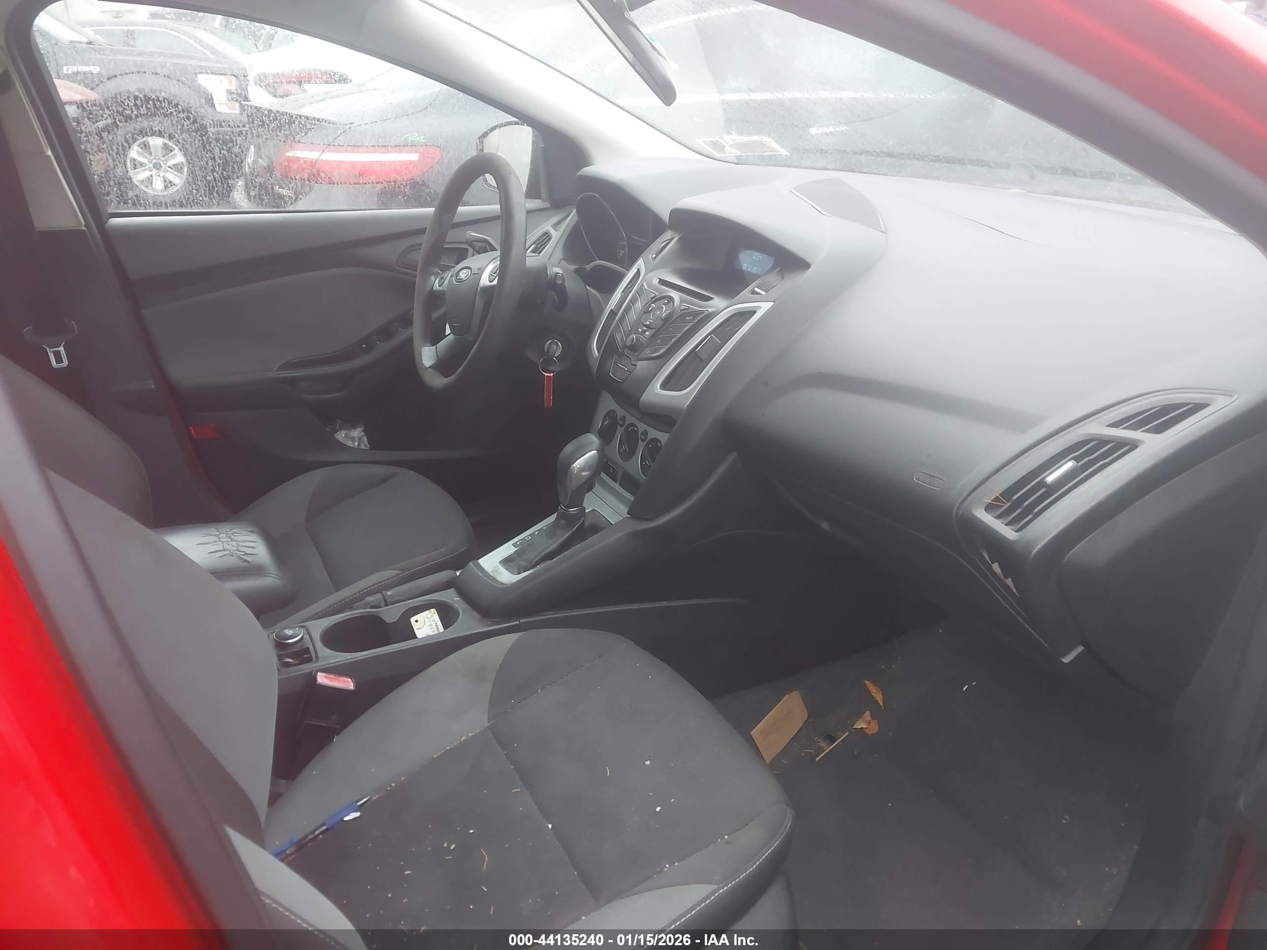 FORD FOCUS image 5