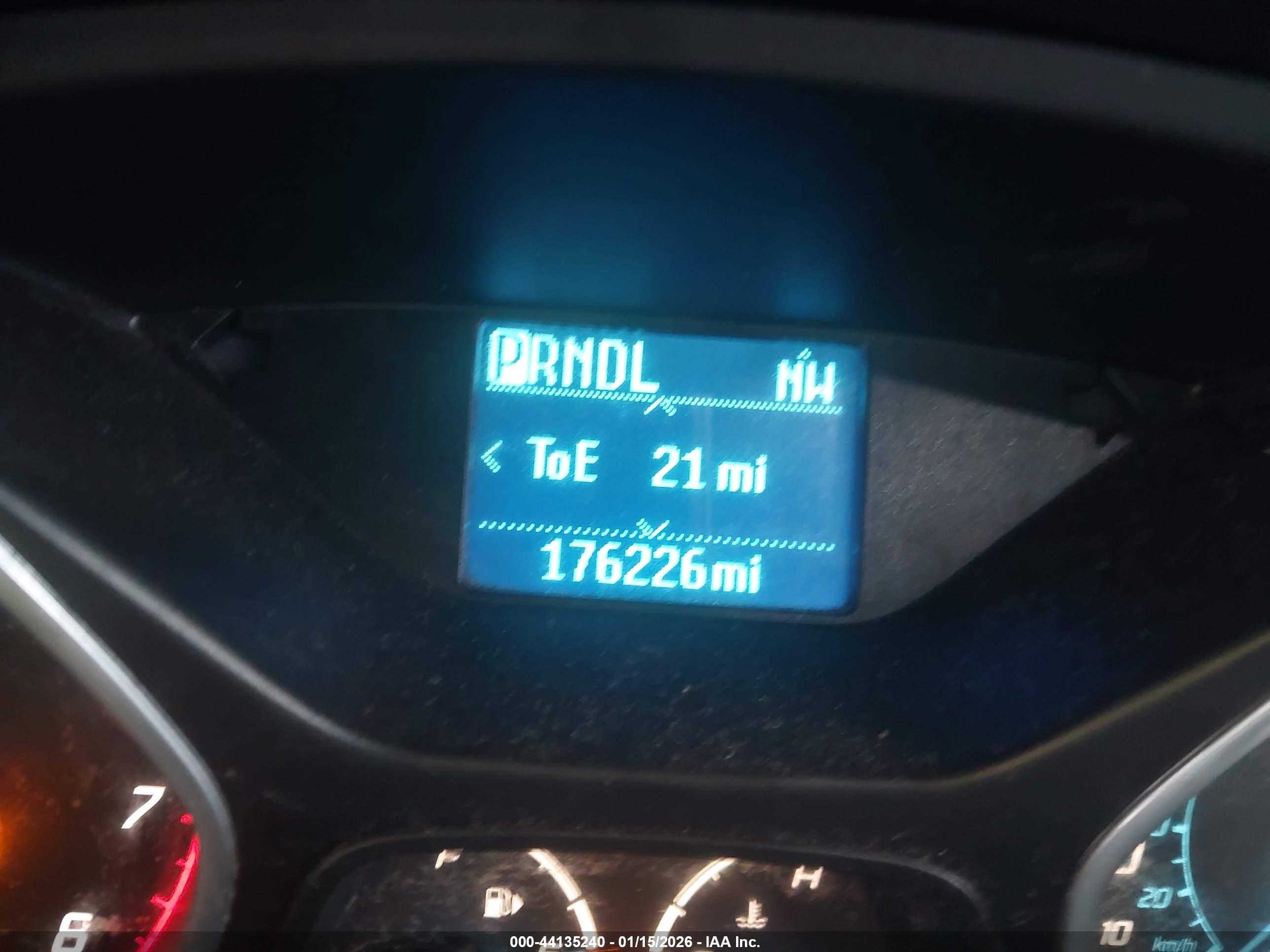 FORD FOCUS image 7