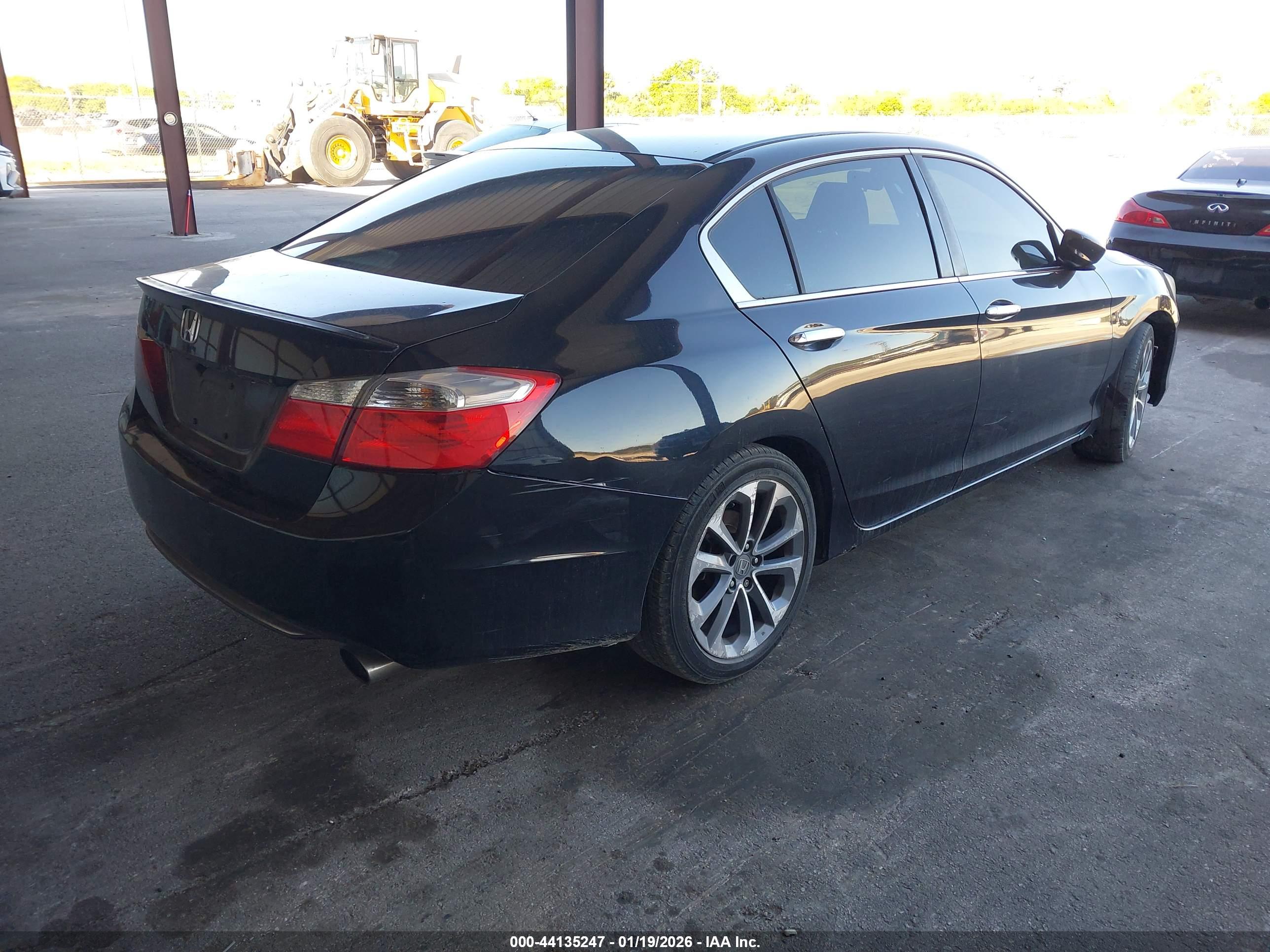 HONDA ACCORD image 4
