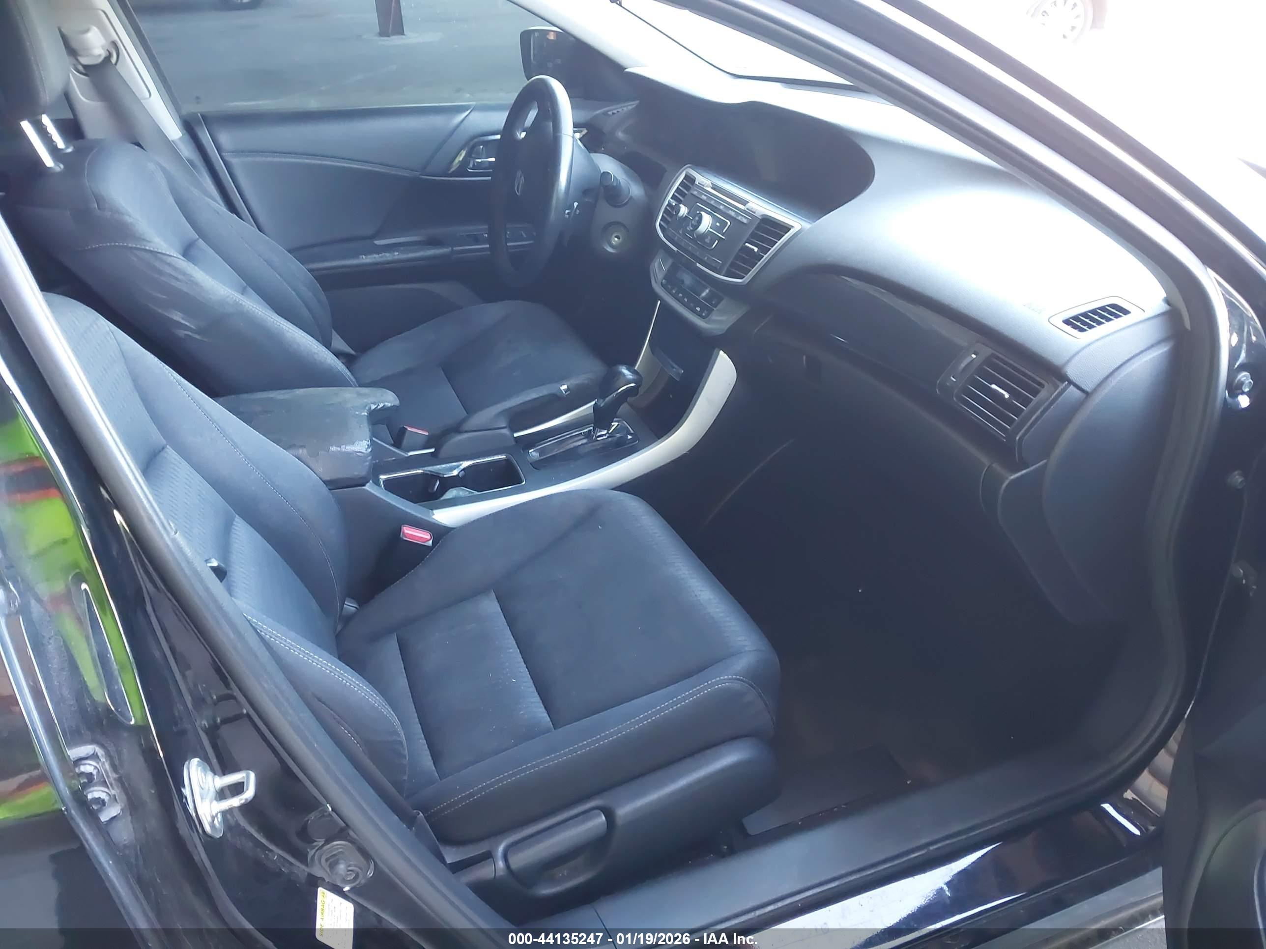 HONDA ACCORD image 5