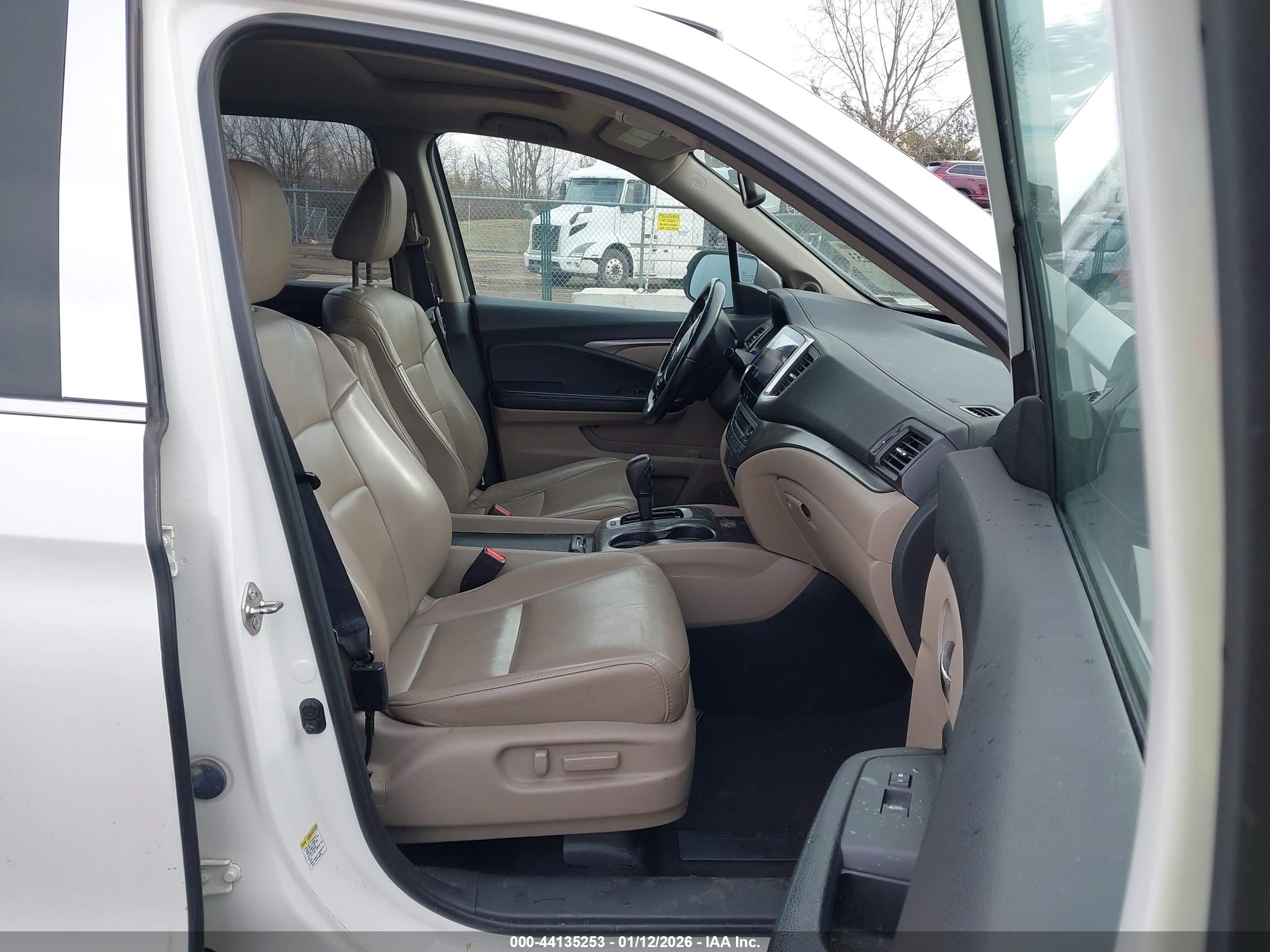 HONDA PILOT image 5