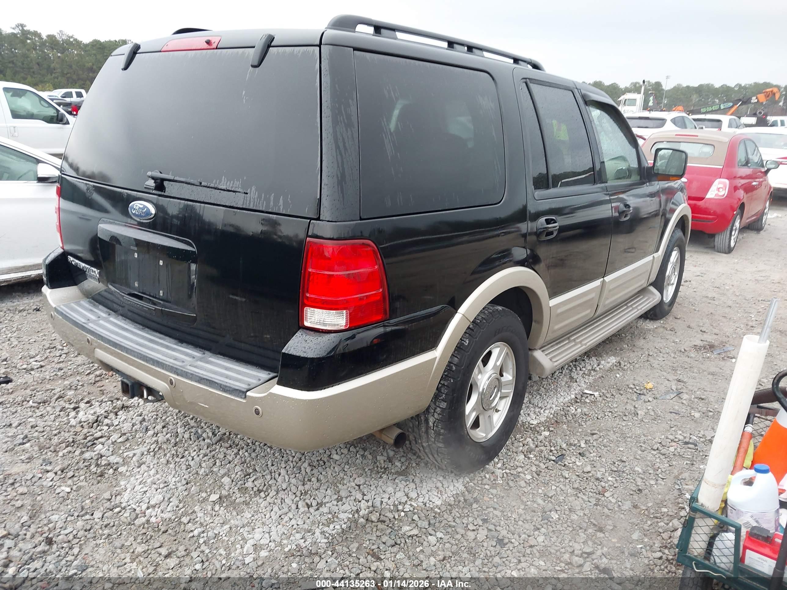 FORD EXPEDITION image 4