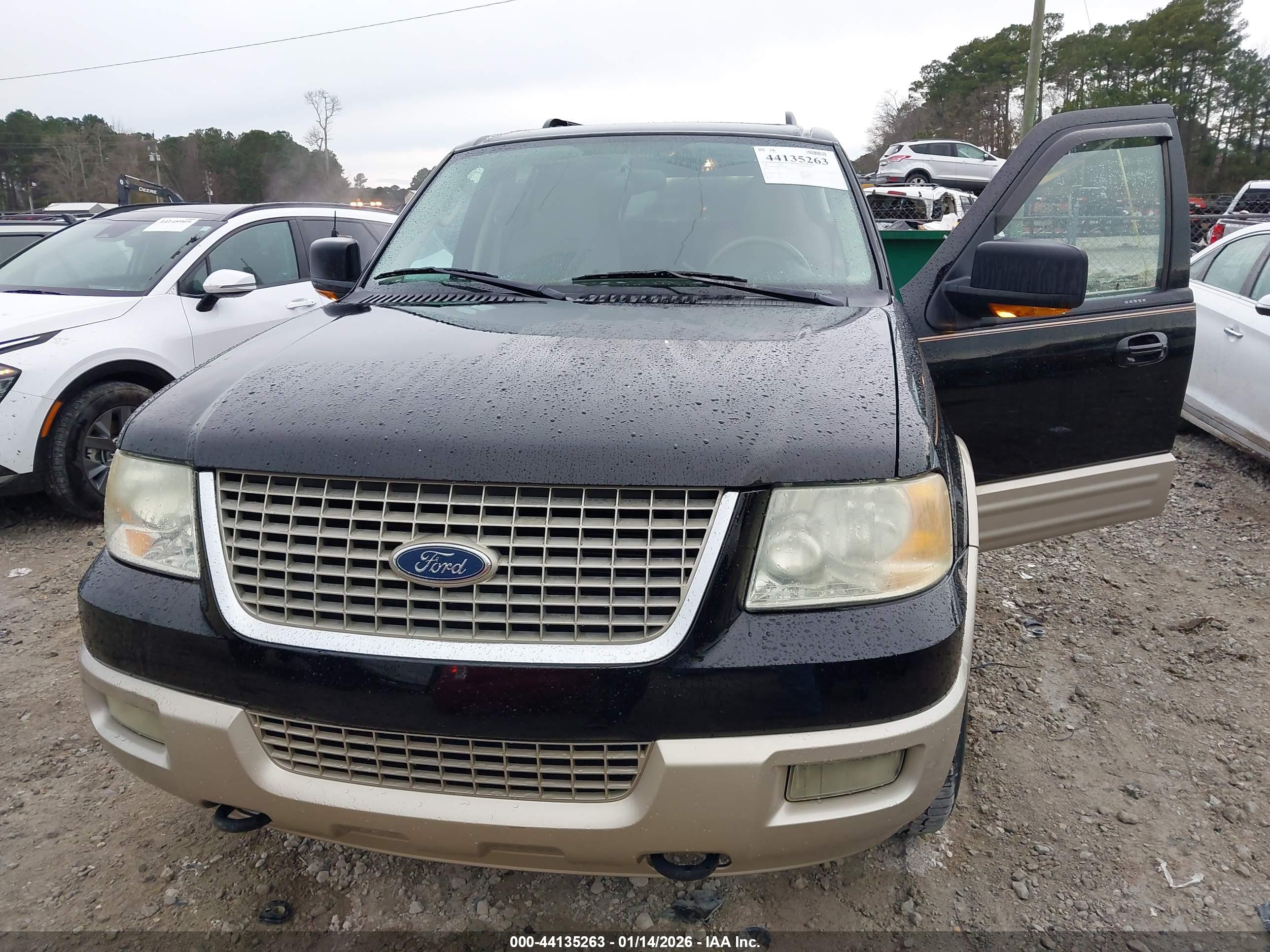 FORD EXPEDITION image 6