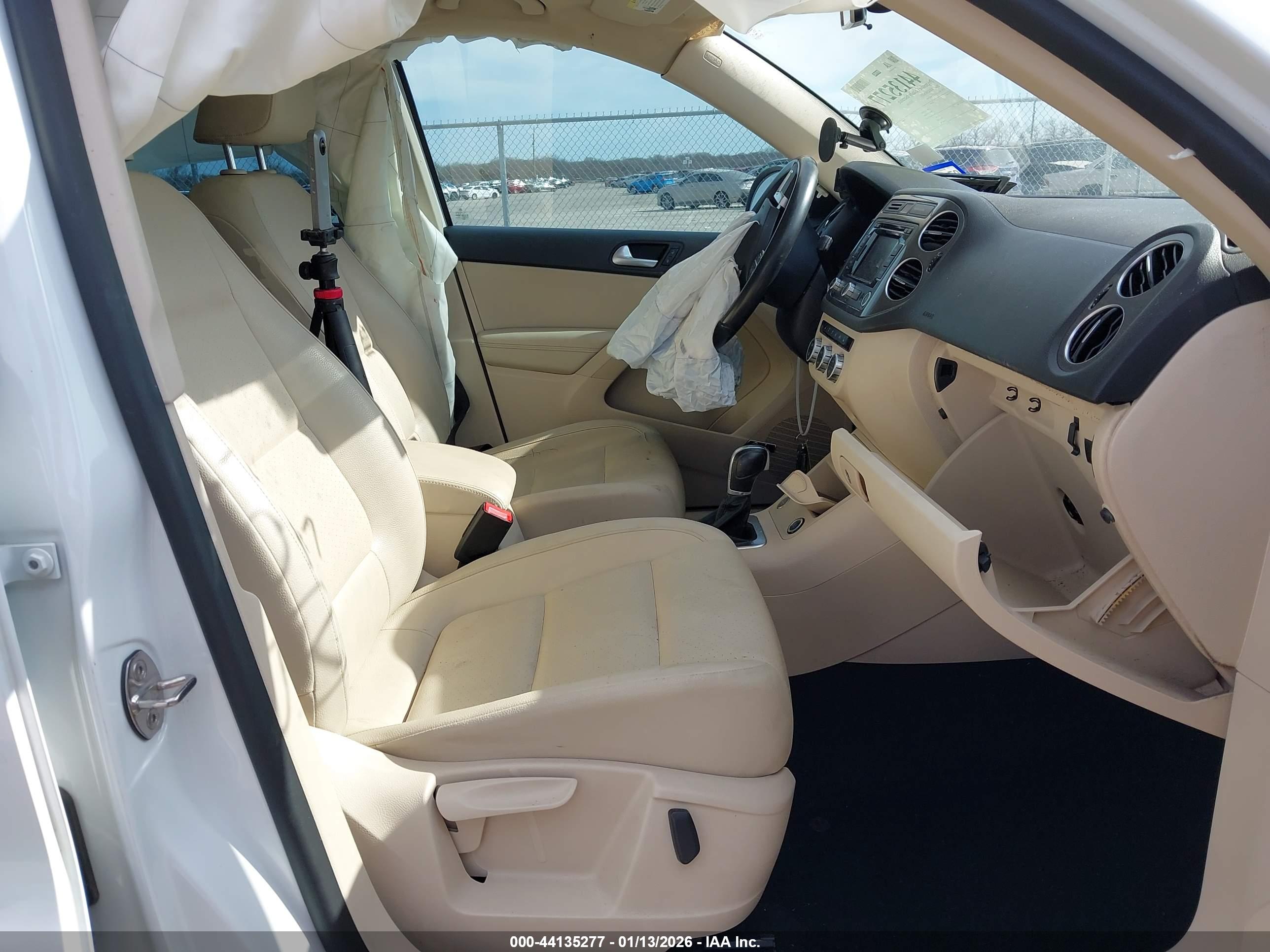 VOLKSWAGEN TIGUAN image 5