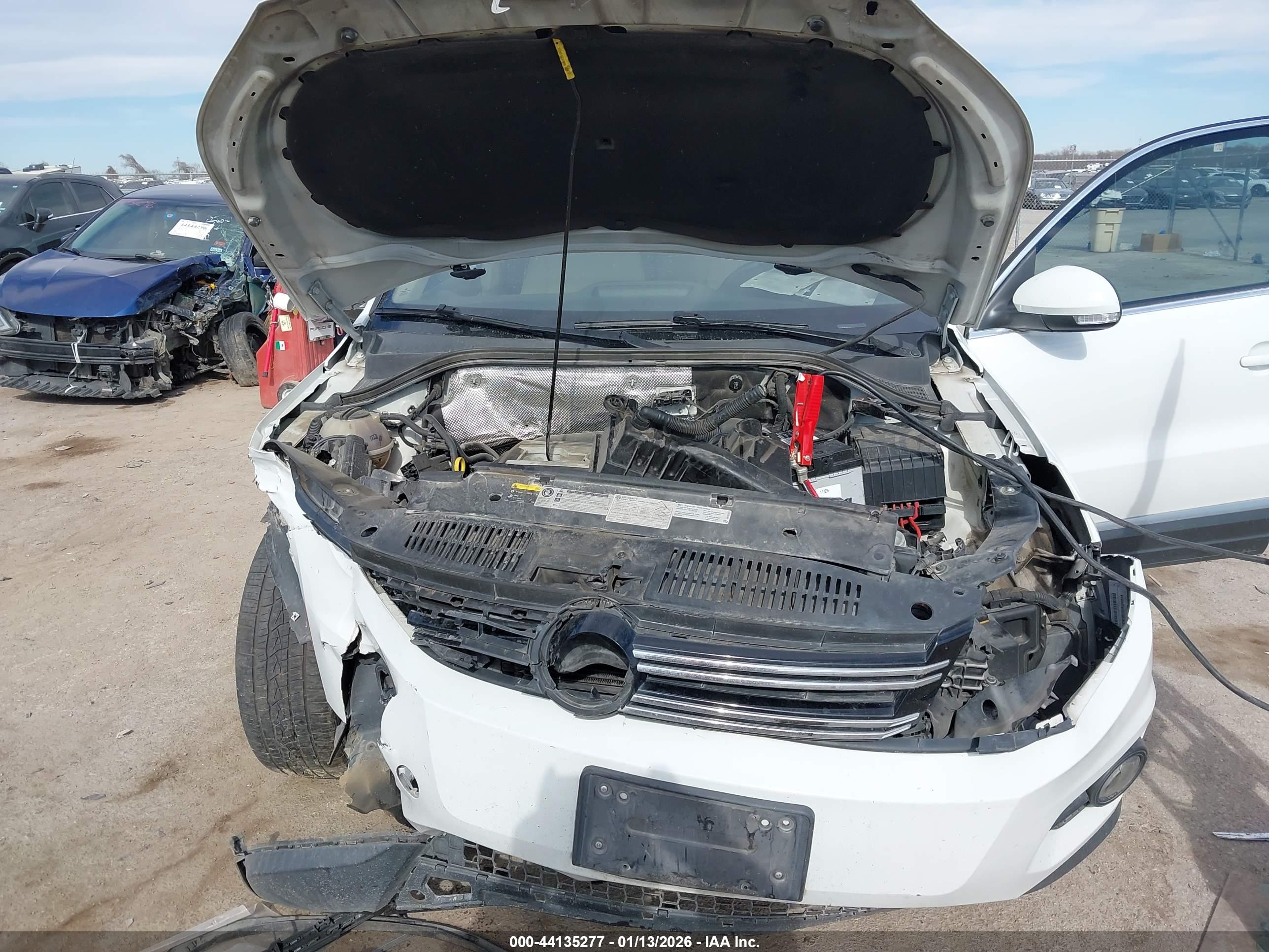 VOLKSWAGEN TIGUAN image 6