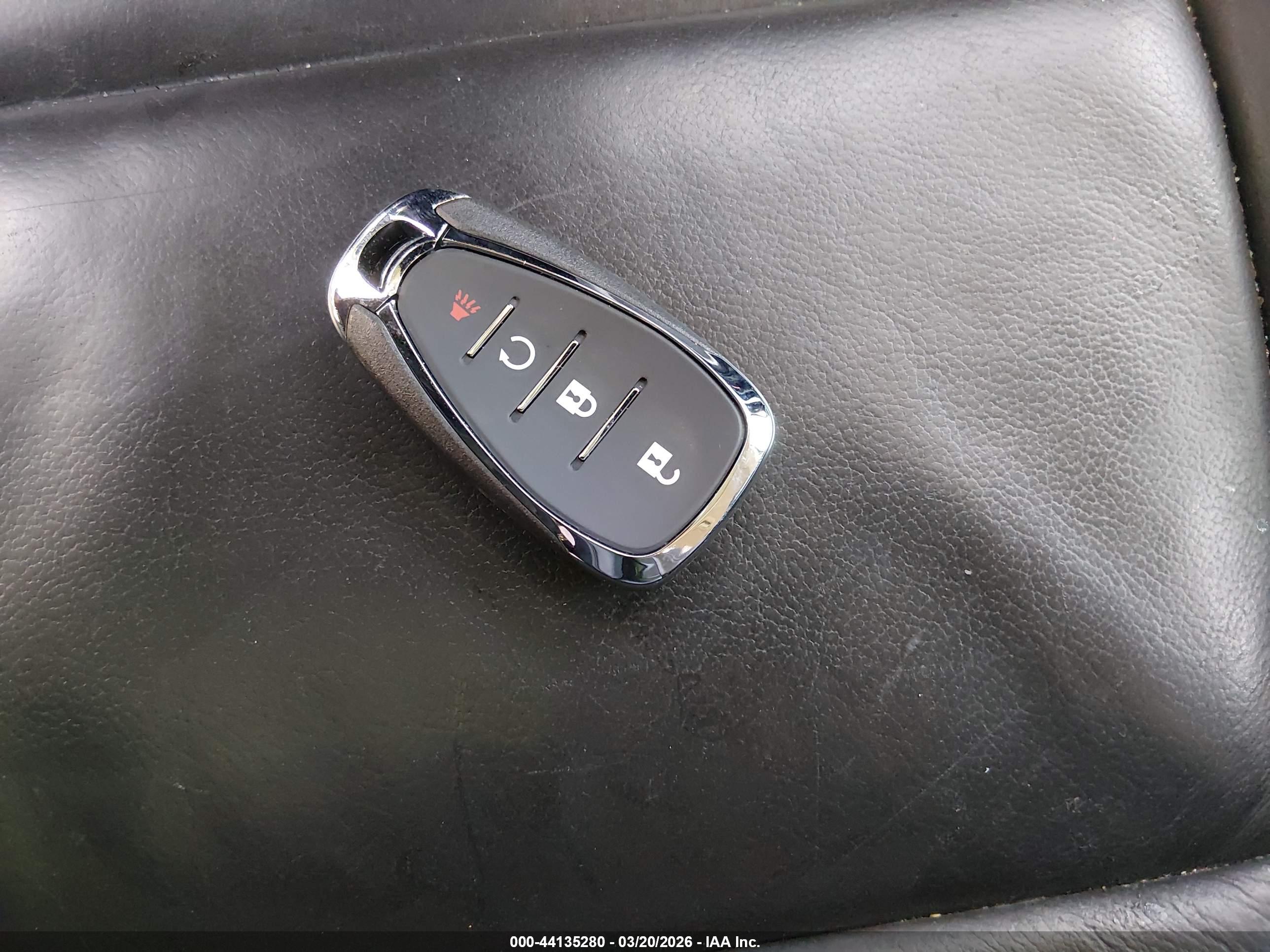 CHEVROLET TRAVERSE image 11