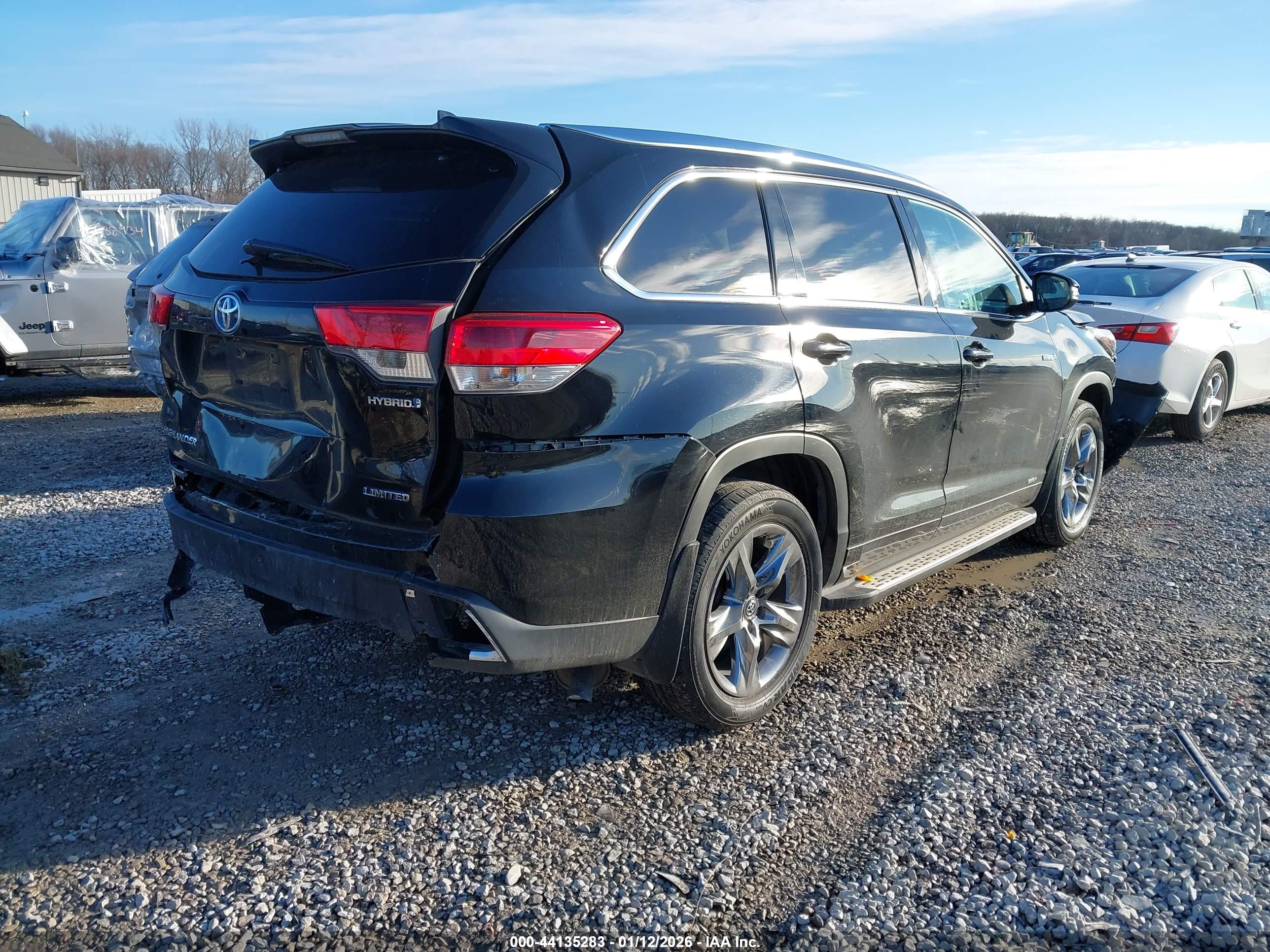 TOYOTA HIGHLANDER image 4