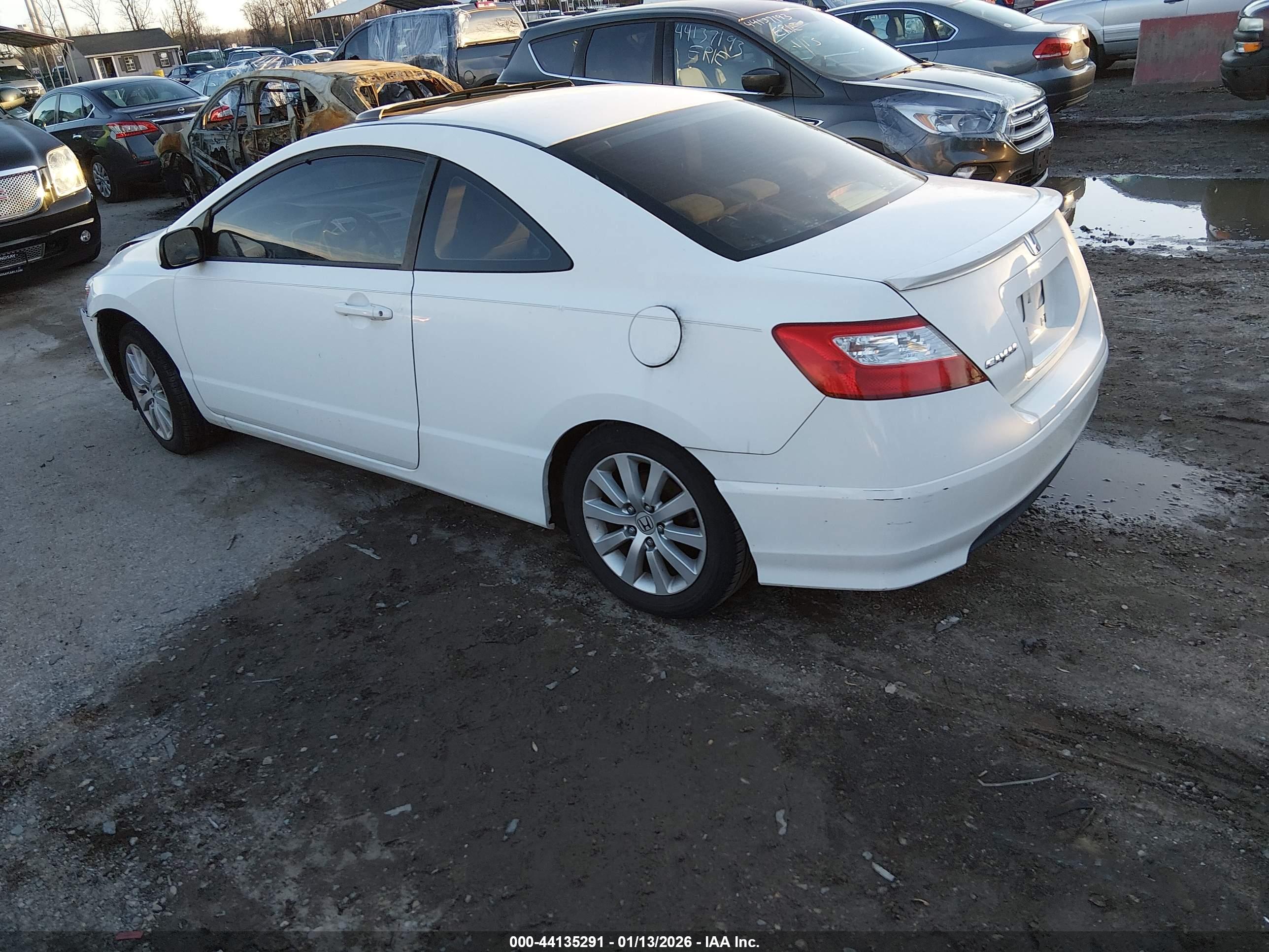 HONDA CIVIC image 3