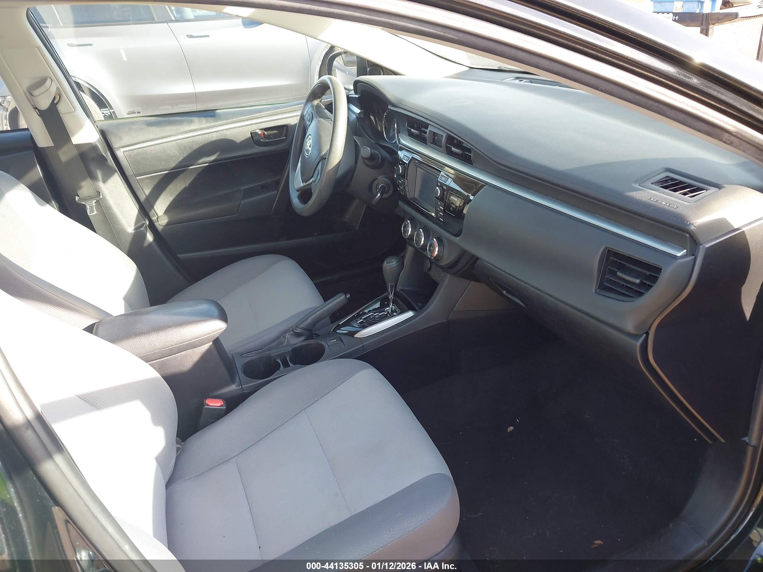 TOYOTA COROLLA image 5