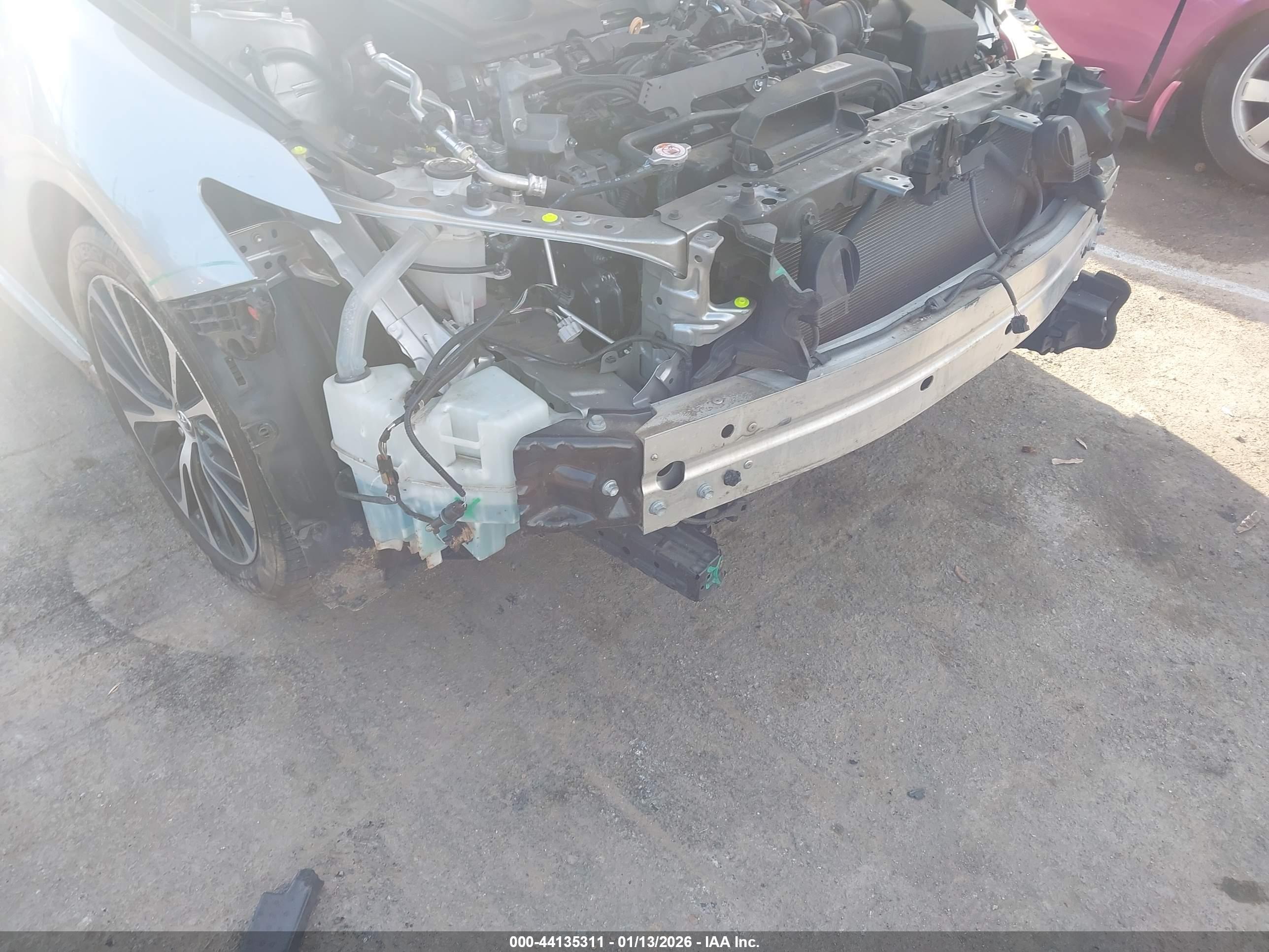 TOYOTA CAMRY image 6