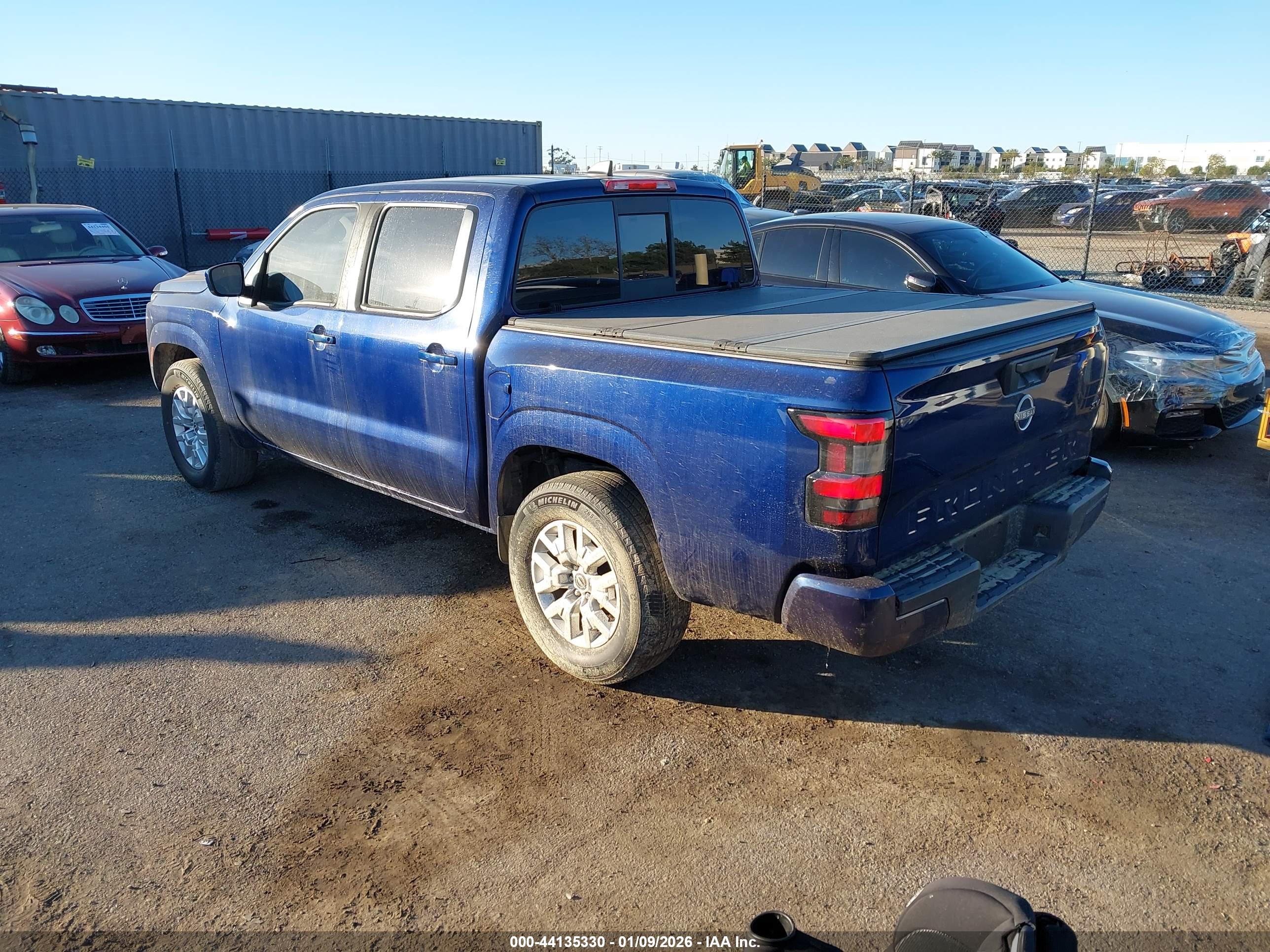 NISSAN FRONTIER image 3