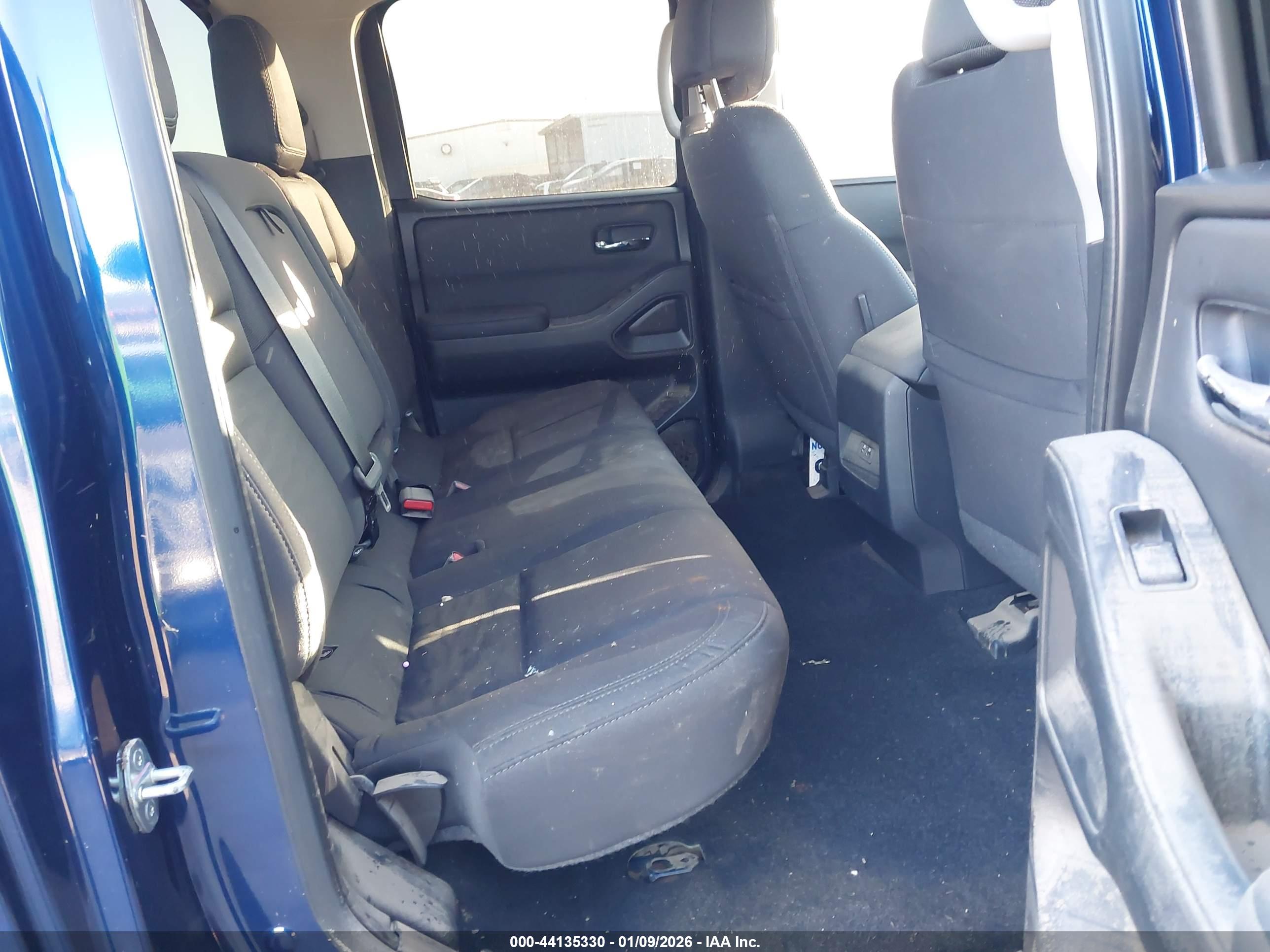 NISSAN FRONTIER image 8
