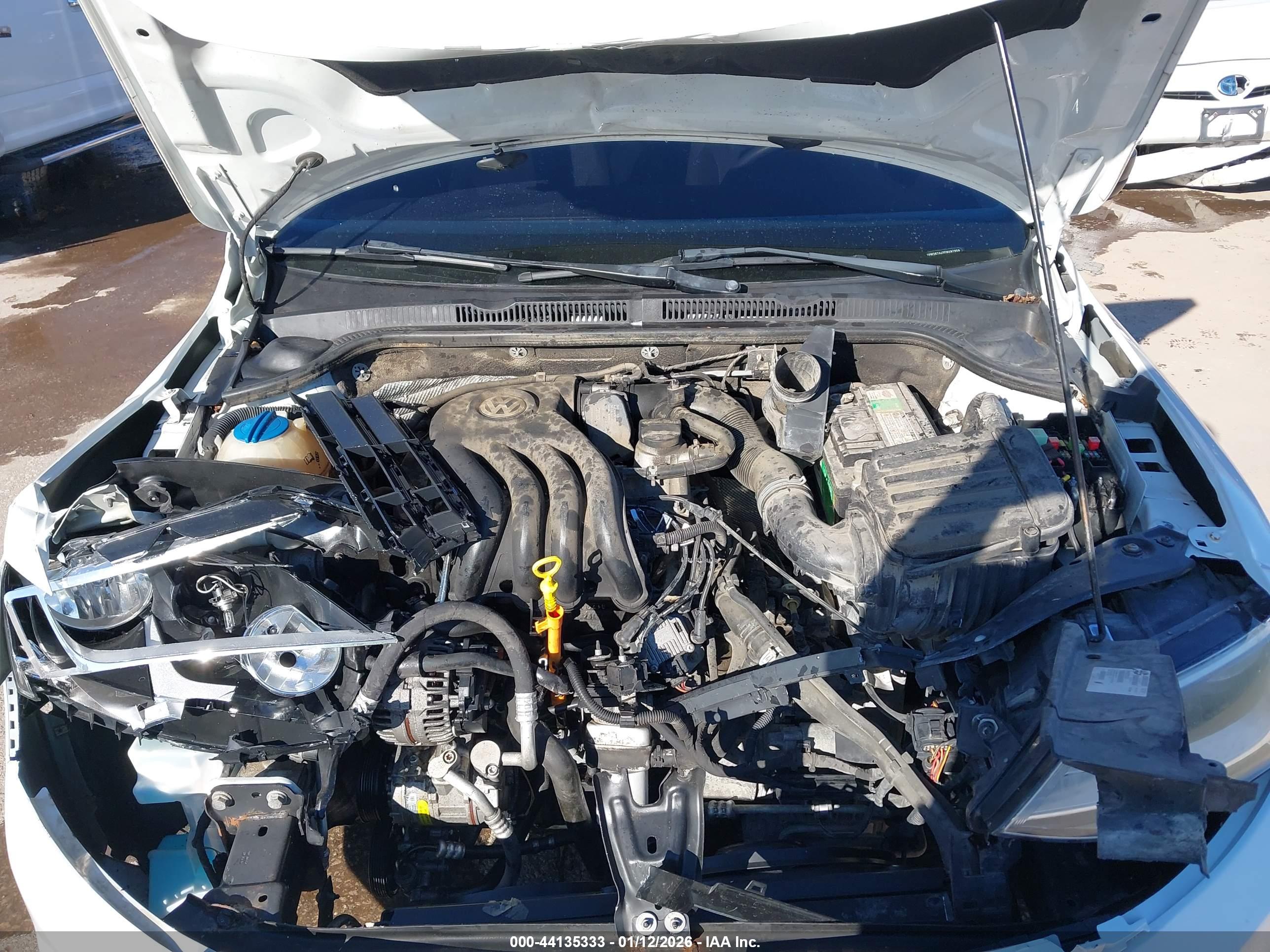 VOLKSWAGEN JETTA image 10
