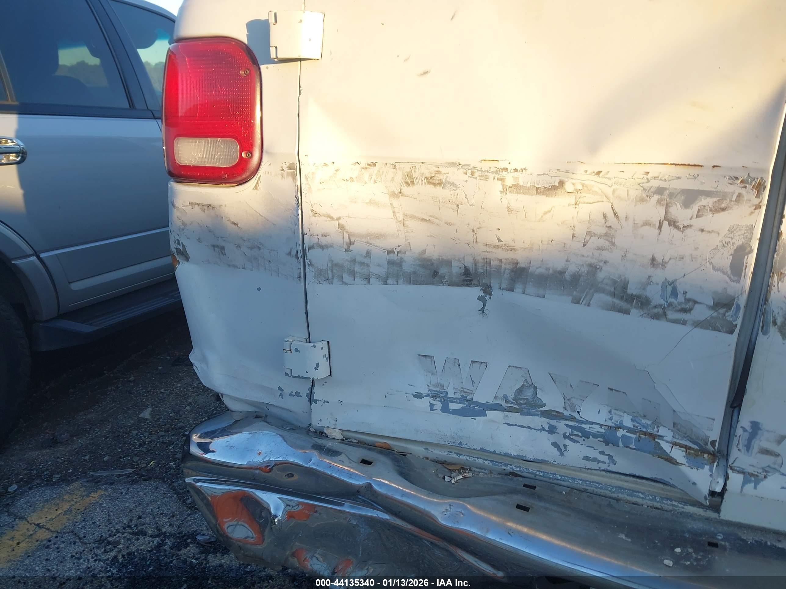 DODGE RAM image 6
